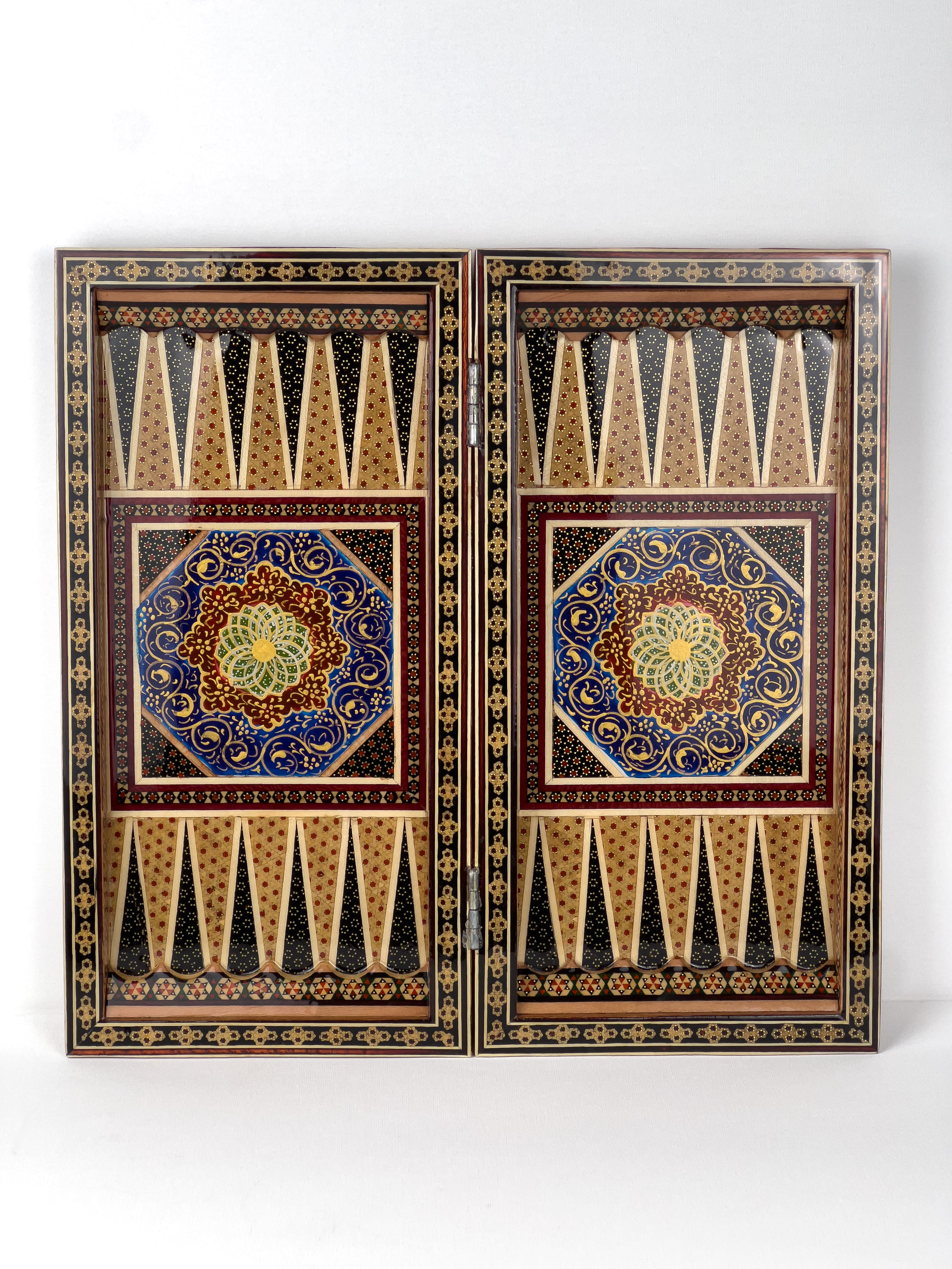 Chess Board - Size 40 - Tazhib & Flower Design