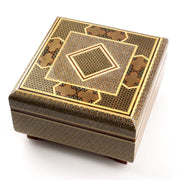 Box - Size 18 cm - Square - Round Top and Bottom - Meraas Gallery