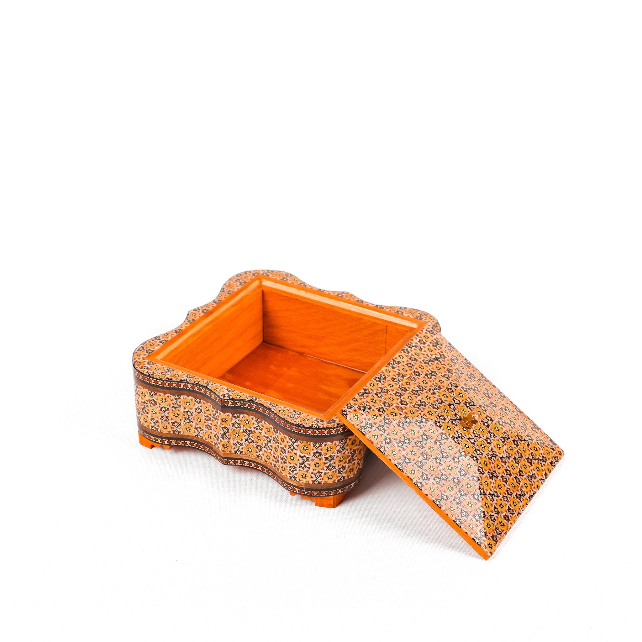 Candy Dish - Medium - 4 - Sided Wavy Shape - Meraas Gallery