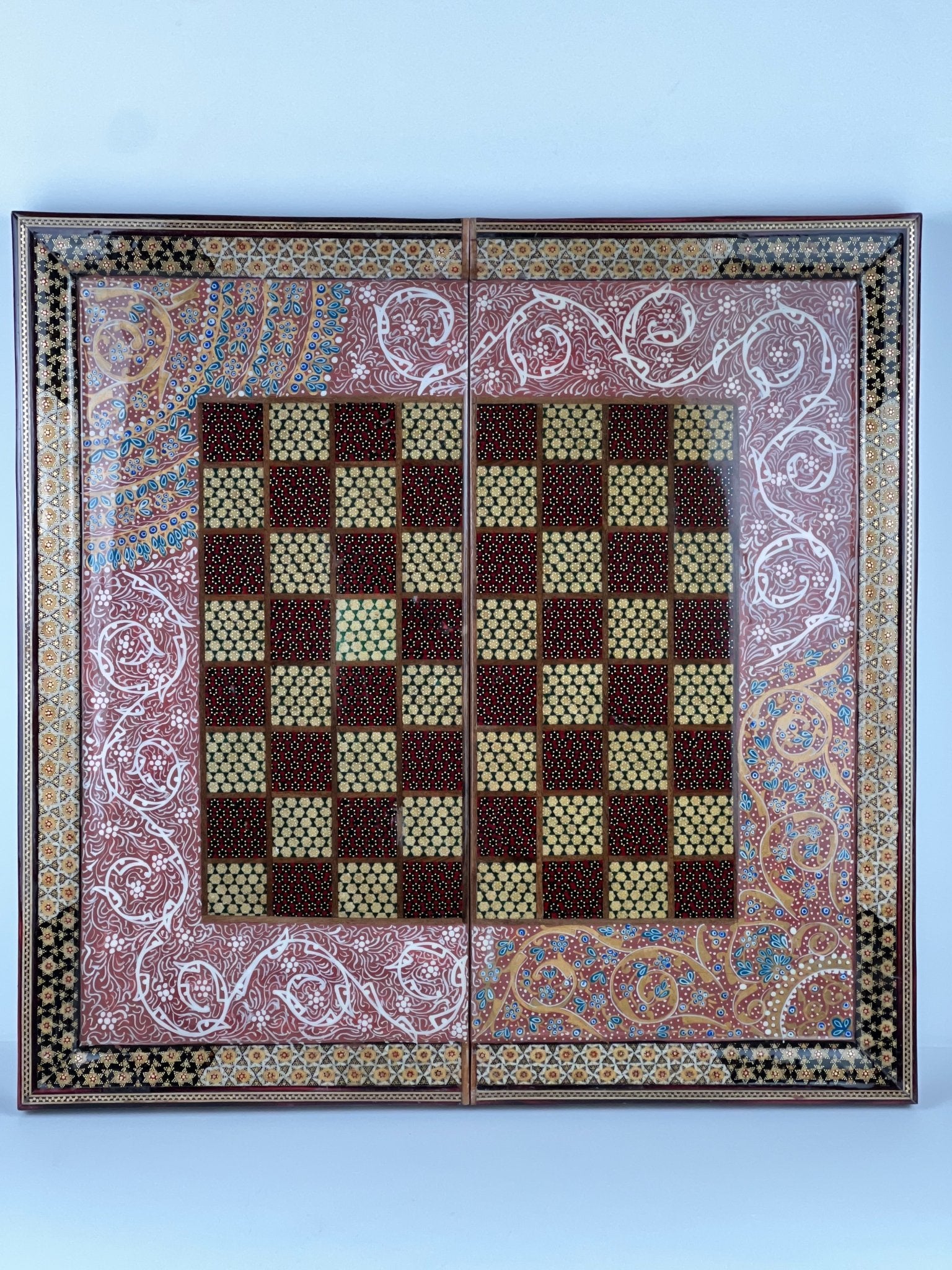 Backgammon & Chess Board - Size 50 - With Columns - Tazhib Painting - Meraas Gallery
