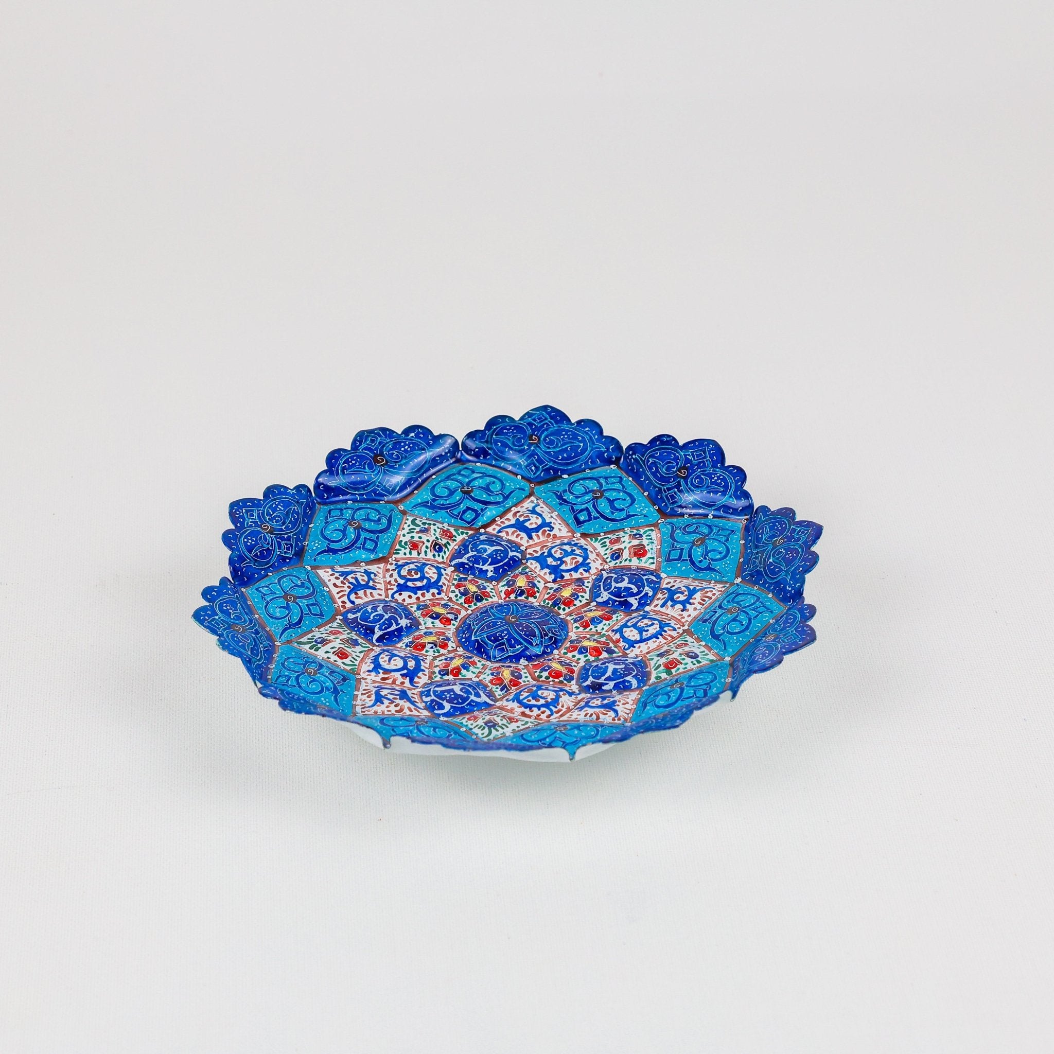 Plate - Size 20 - Regular - Meraas Gallery
