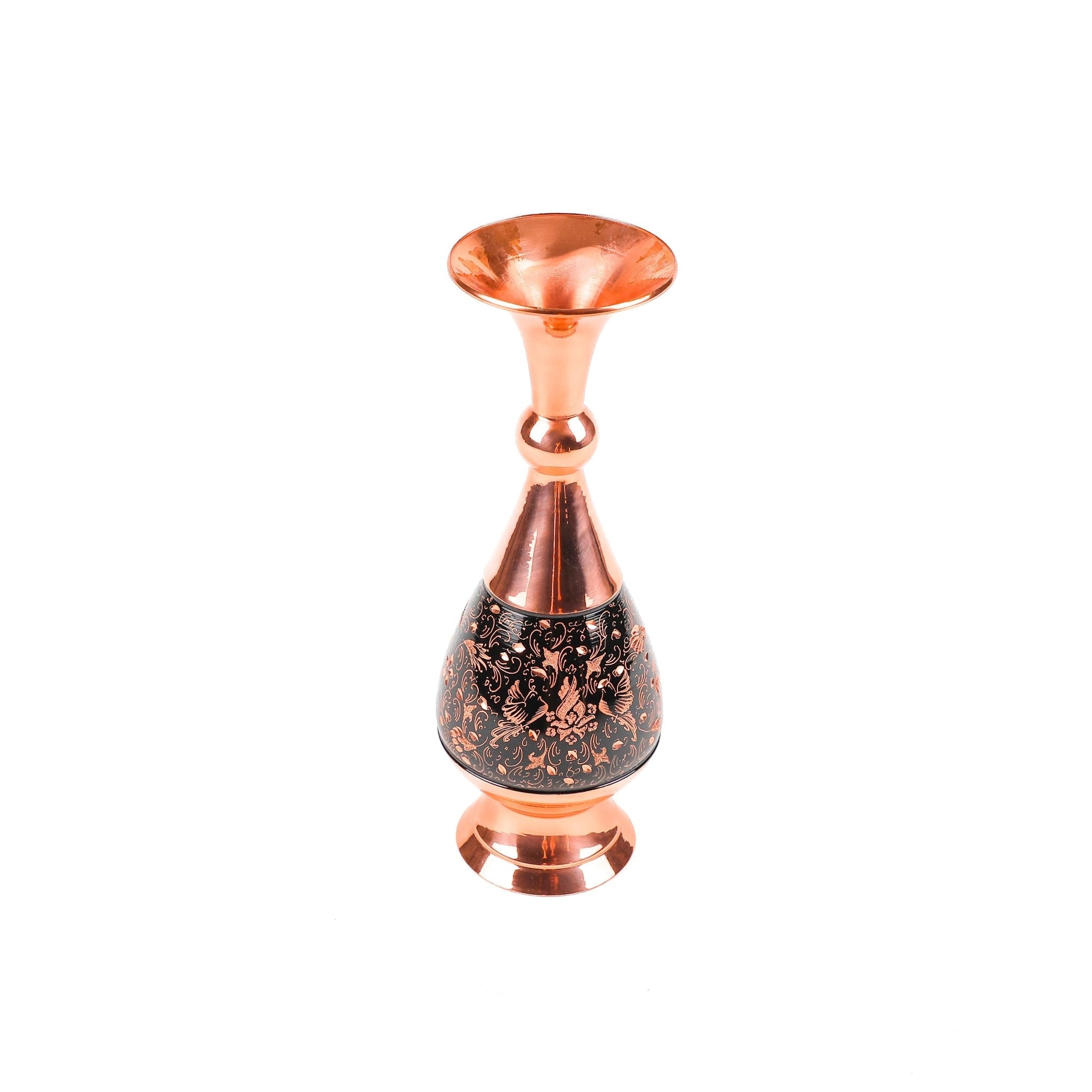 Vase (Soraahi Shape) - Size 25 - Semi - Diamond Cut Engraved - Yazdani - Meraas Gallery