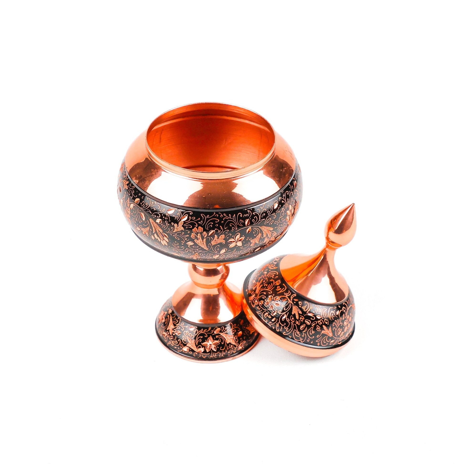 Candy Dish - Size 22 - Pedestal - Semi - Diamond Cut - Yazdani - Meraas Gallery