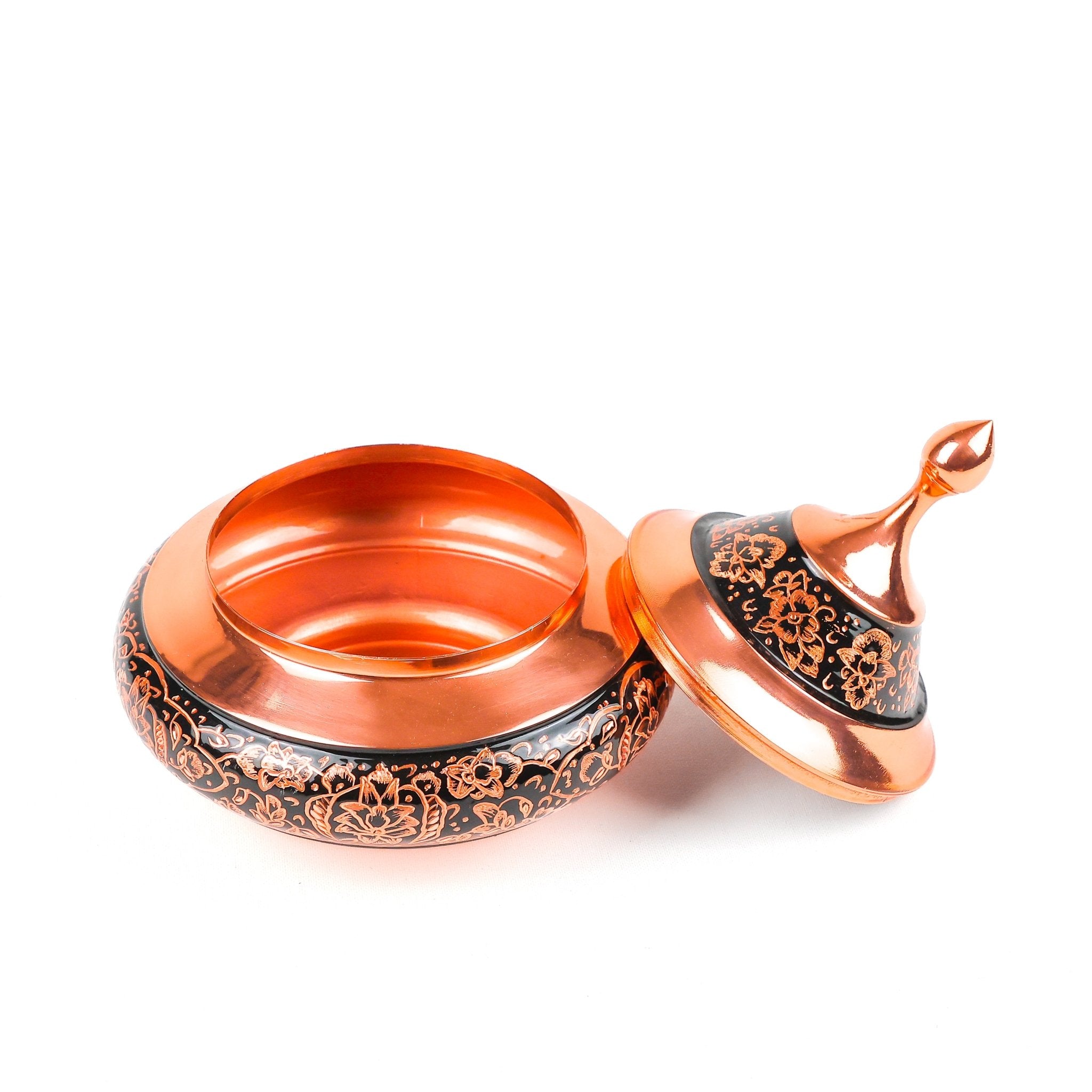 Flying Saucer Dish - Size 3 - Diamond Cut - Code 17 - Meraas Gallery