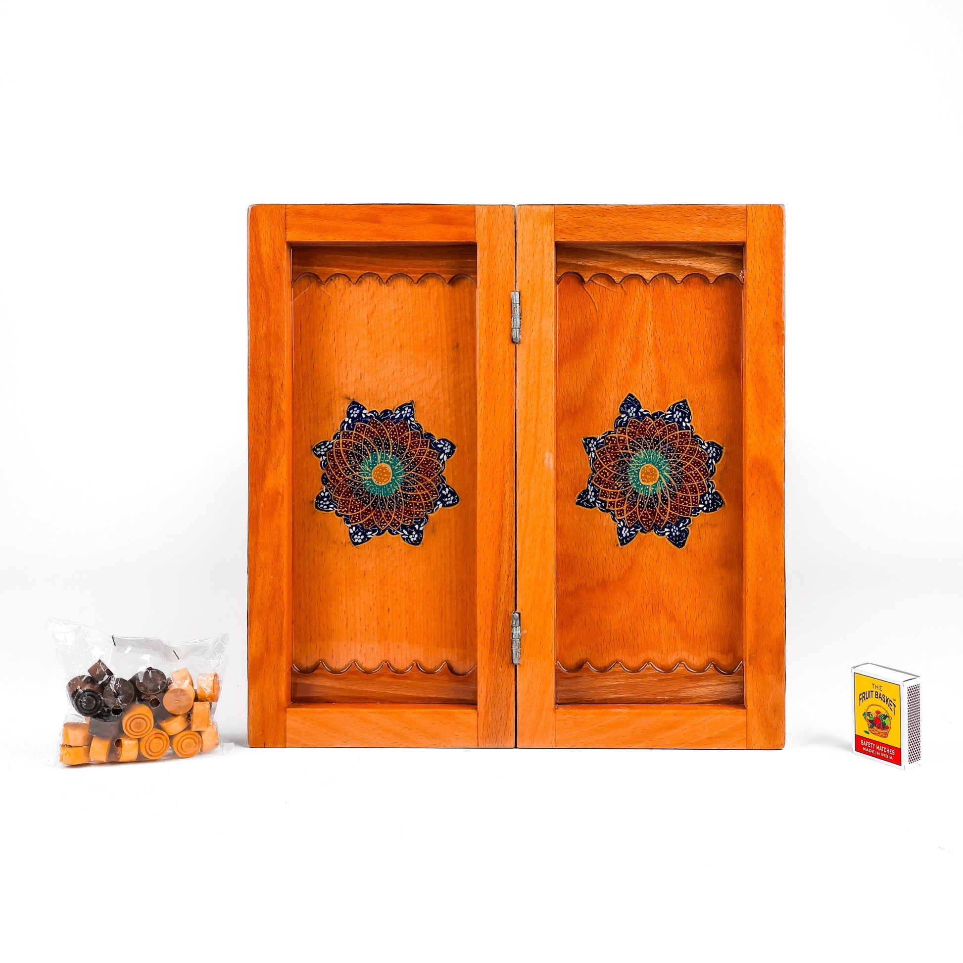 Backgammon & Chess Board - Size 35 - Inner Beech - Hand - Painted Khatam - Without Case - 07 - Meraas Gallery