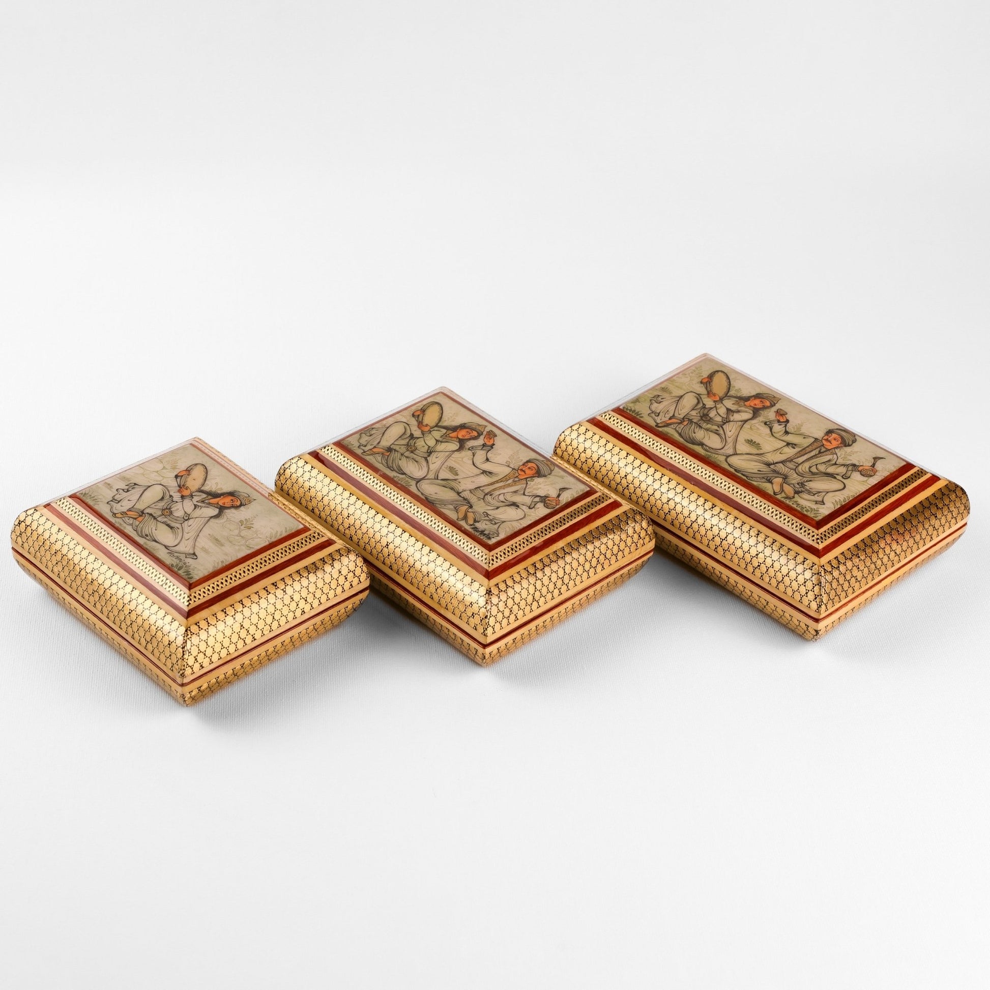 Slim Box with Inner Strap - Wire Khatam - Double - Sided - Size 1 - Meraas Gallery