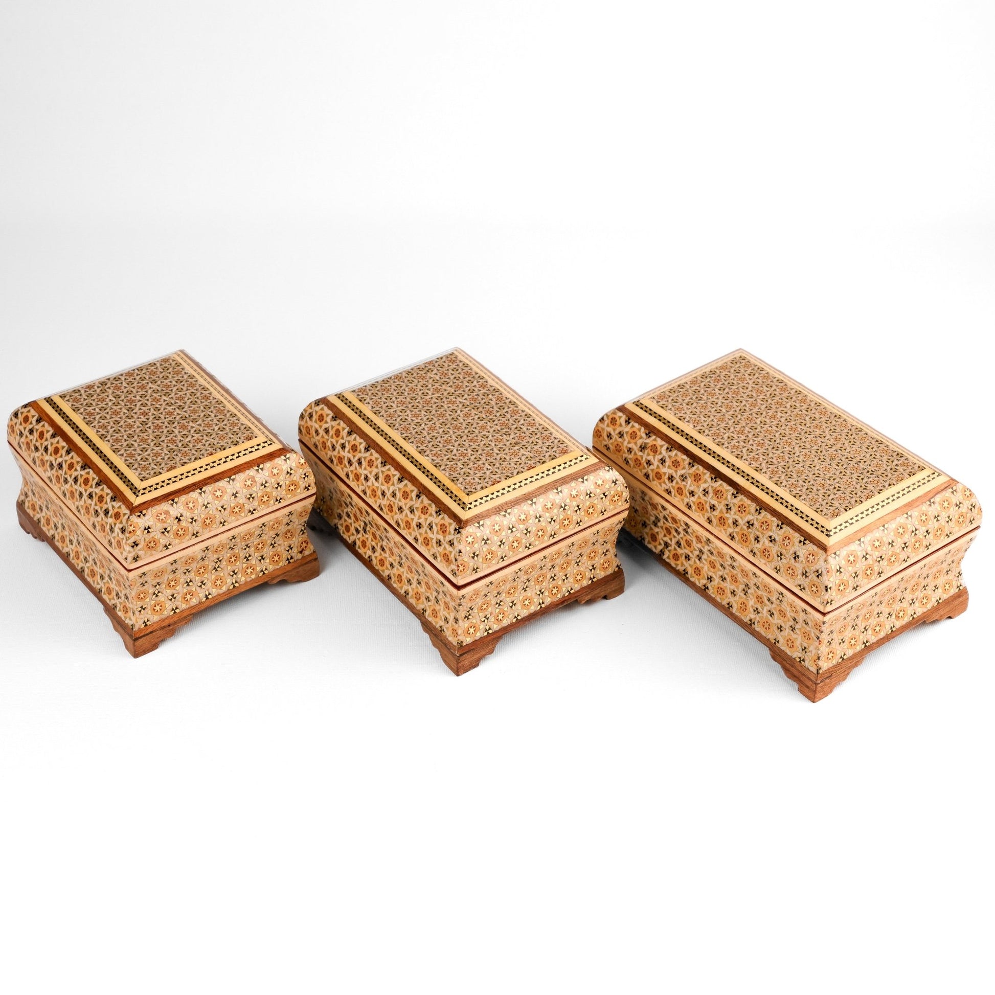 Seeded Spear Bowl Box - Inner Seeded - Khatam Lid - Size 1 - Meraas Gallery