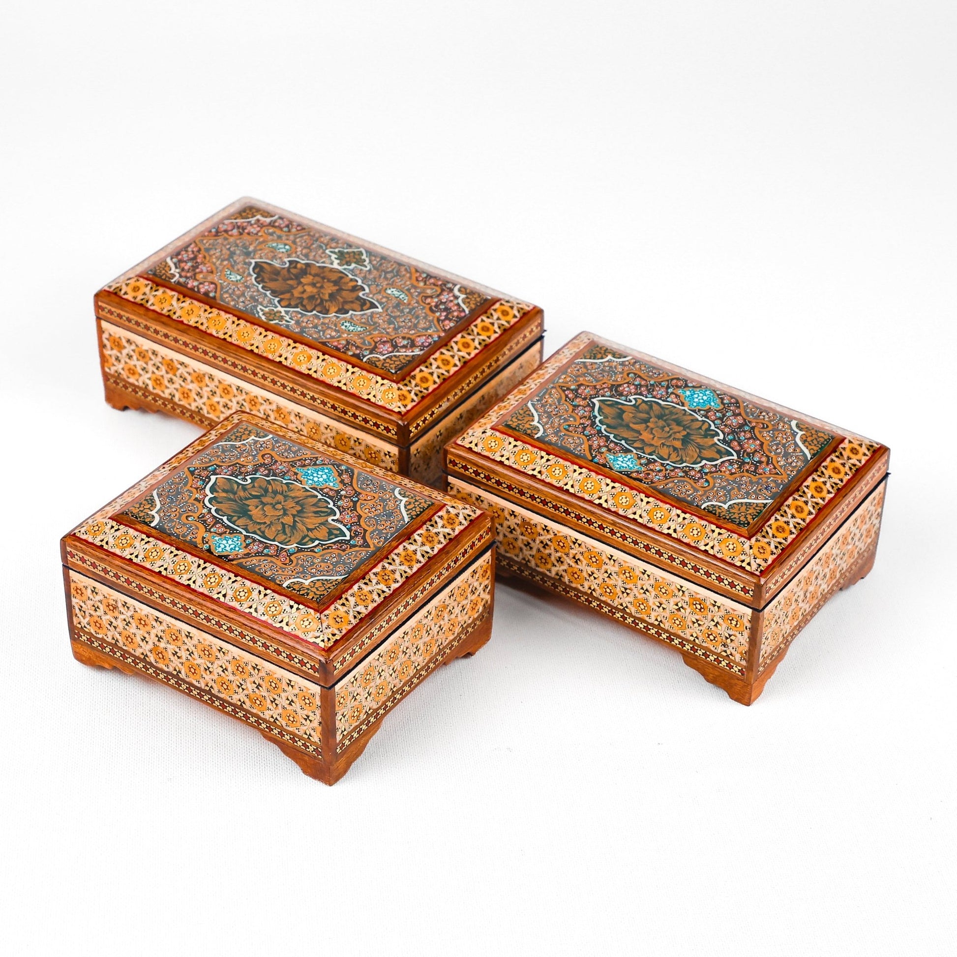 Flat - Side Box - Seeded Premium - Inner Velvet - Tazhib Lid - Size 1 - Meraas Gallery