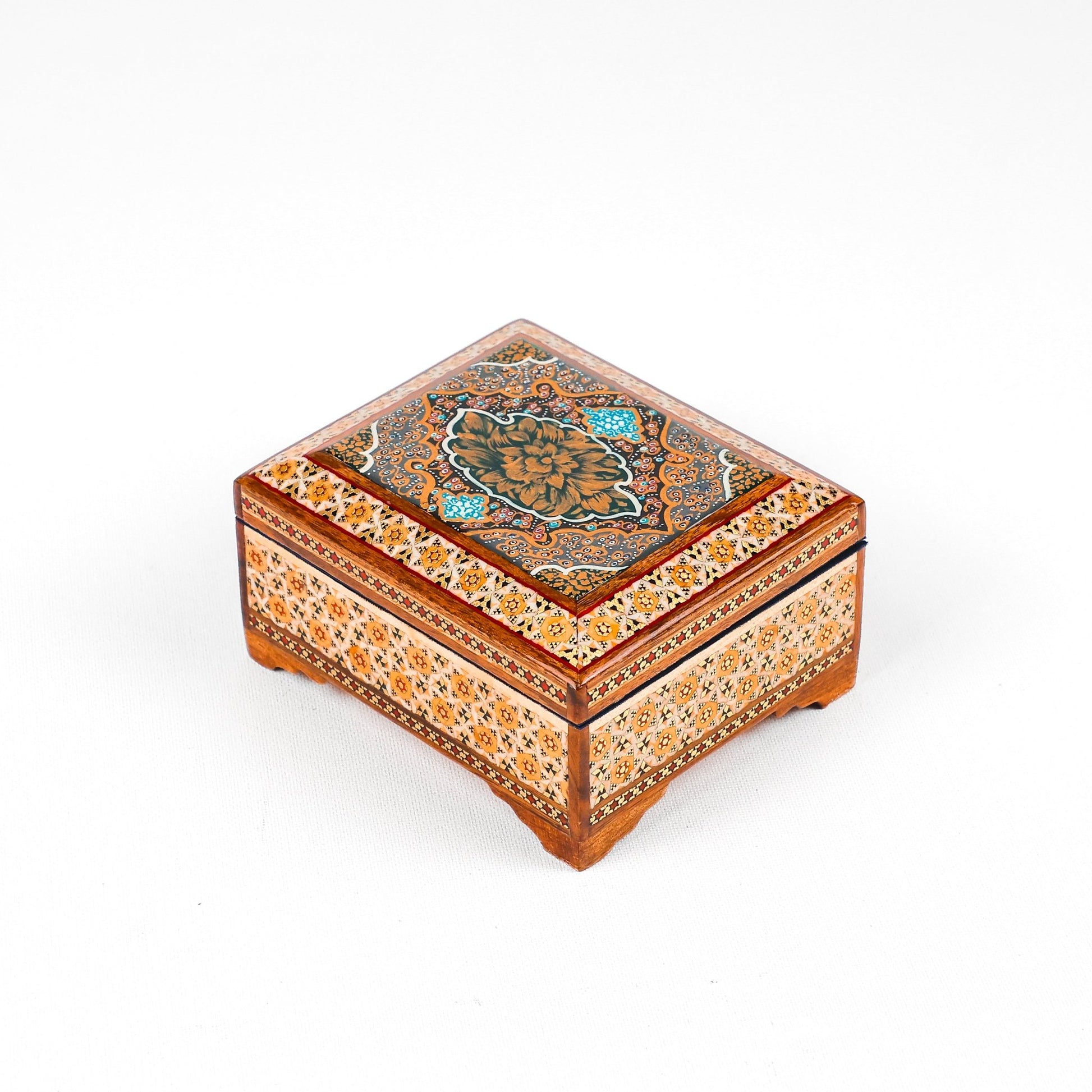 Flat - Side Box - Seeded Premium - Inner Velvet - Tazhib Lid - Size 1 - Meraas Gallery