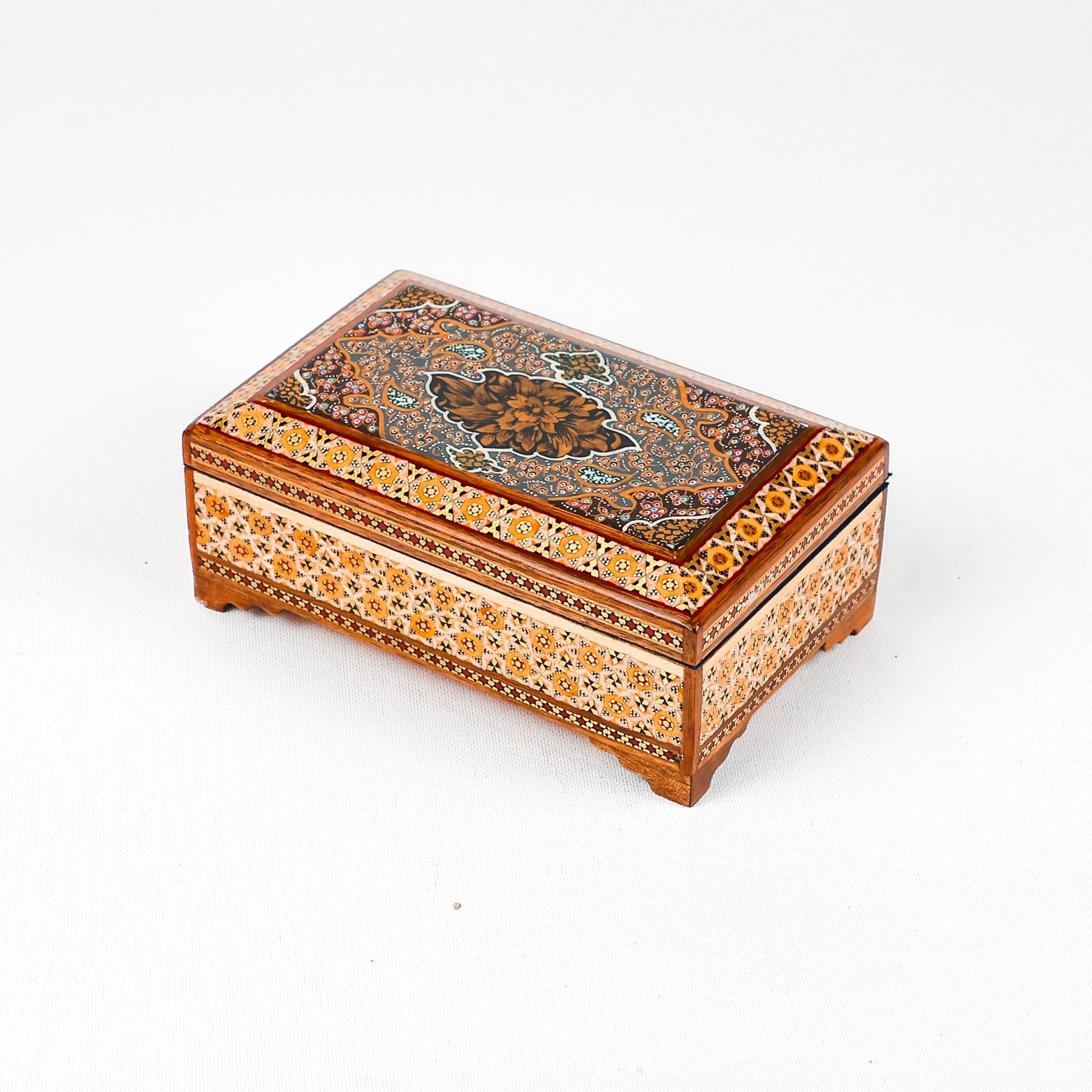 Flat - Side Box - Seeded Premium - Inner Velvet - Tazhib Lid - Size 3 - Meraas Gallery