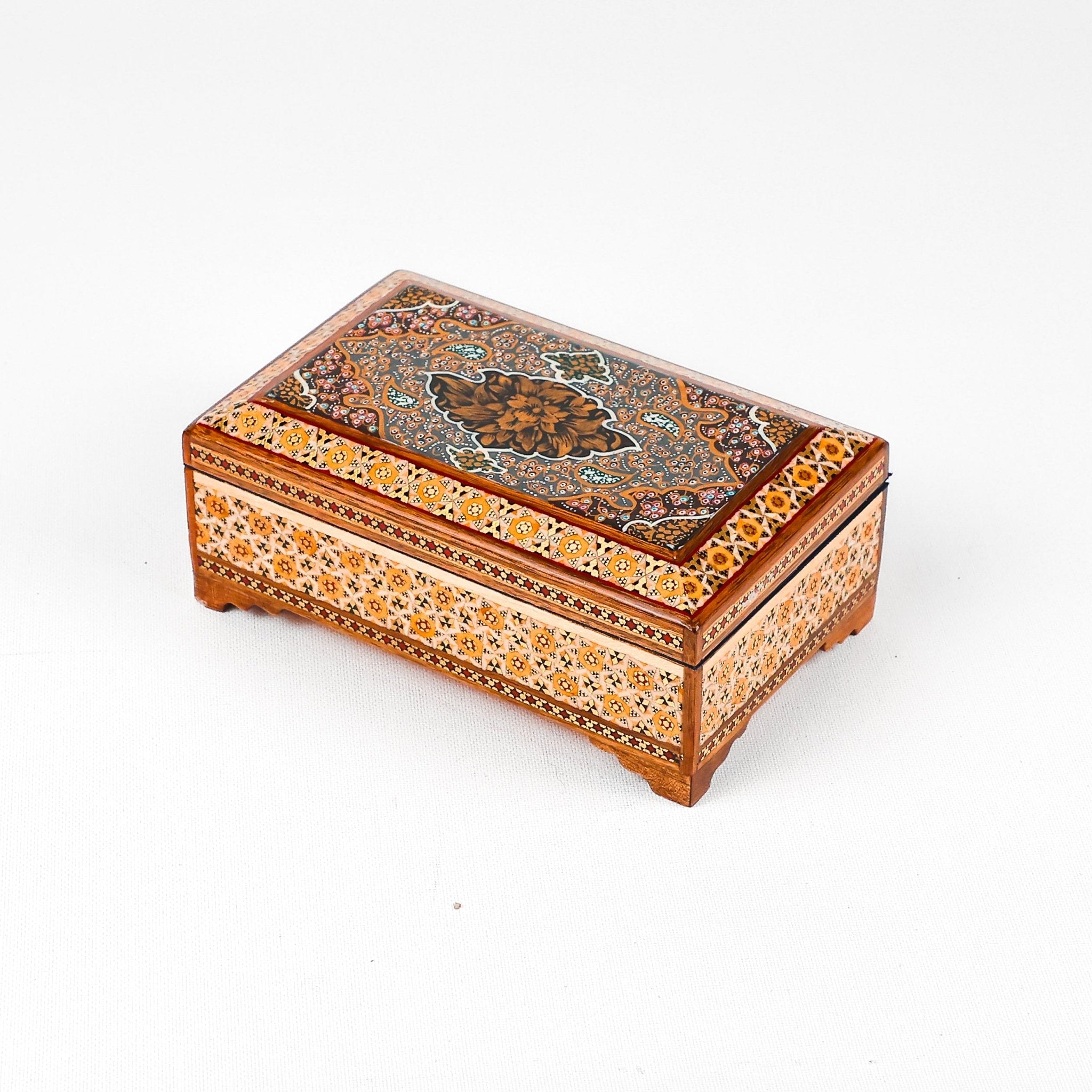 Flat - Side Box - Seeded Premium - Inner Velvet - Tazhib Lid - Size 3 - Meraas Gallery