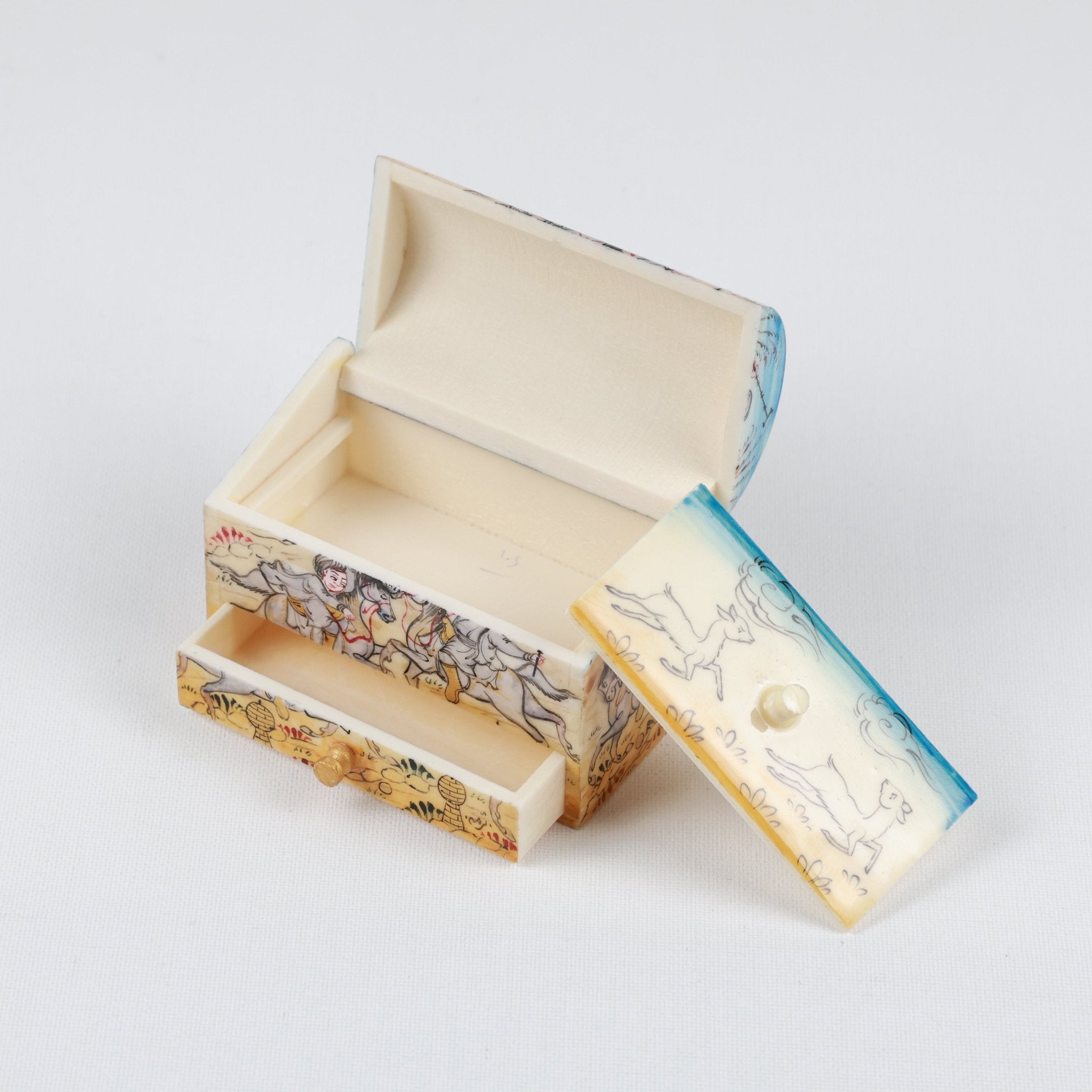 Camel Bone Box - Size 9 - Bagheri Illumination Design - Meraas Gallery