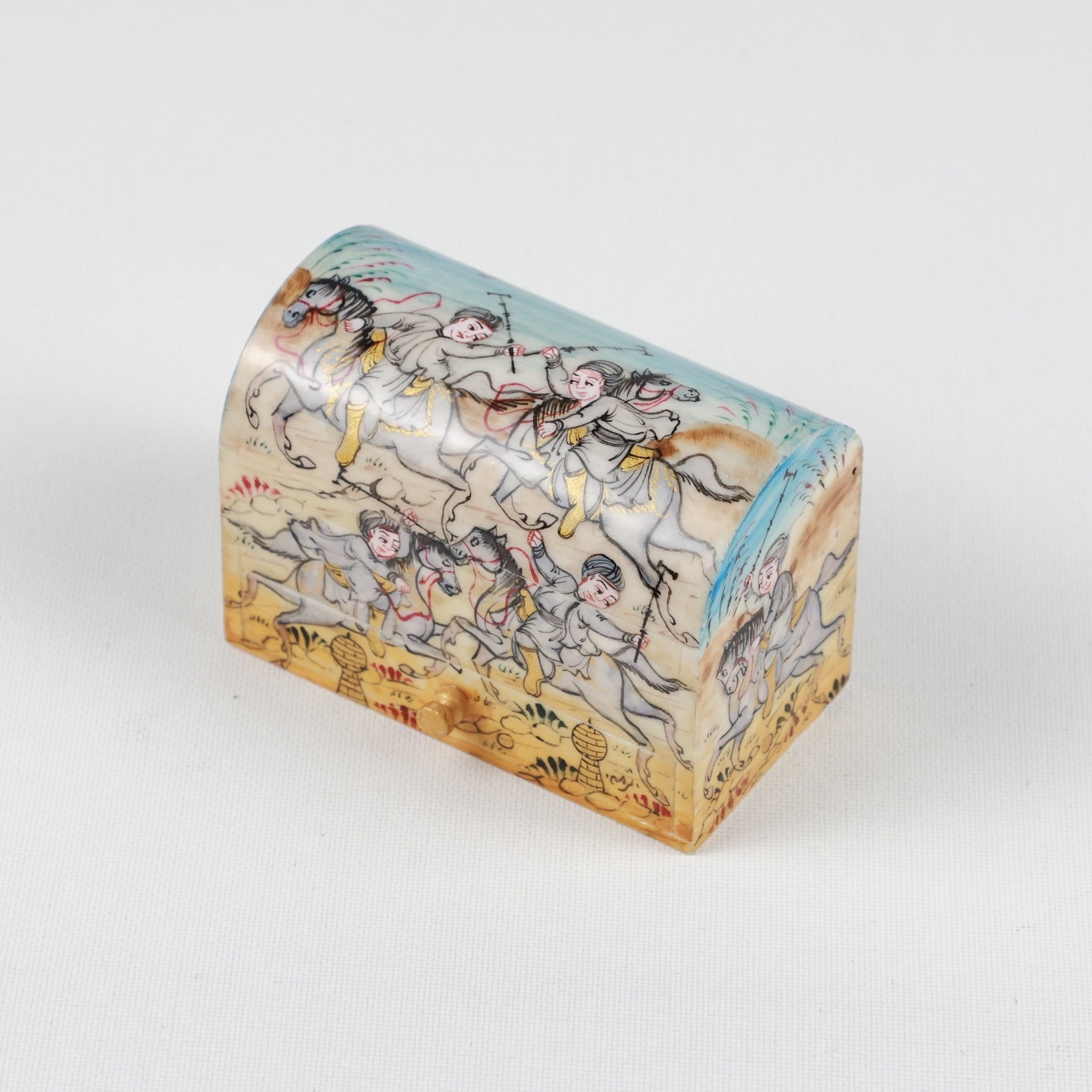 Camel Bone Box - Size 9 - Bagheri Illumination Design - Meraas Gallery