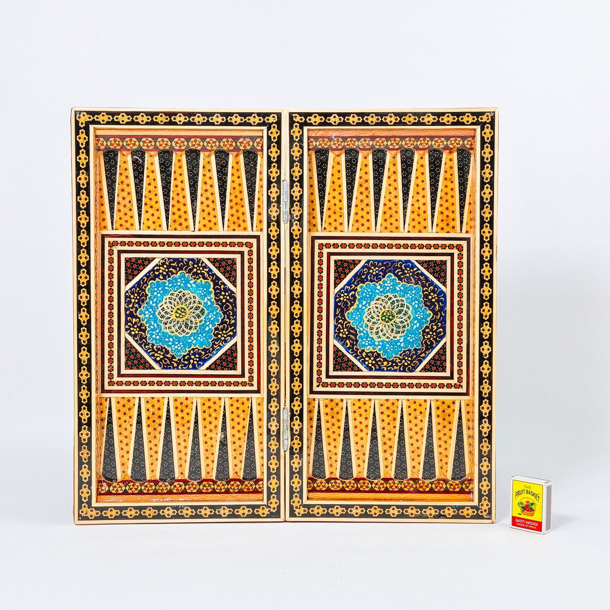 Backgammon & Chess Board – Size 40 – Full Khatam with Column Frame – Tazhib Miniature Painting - 08 - Meraas Gallery