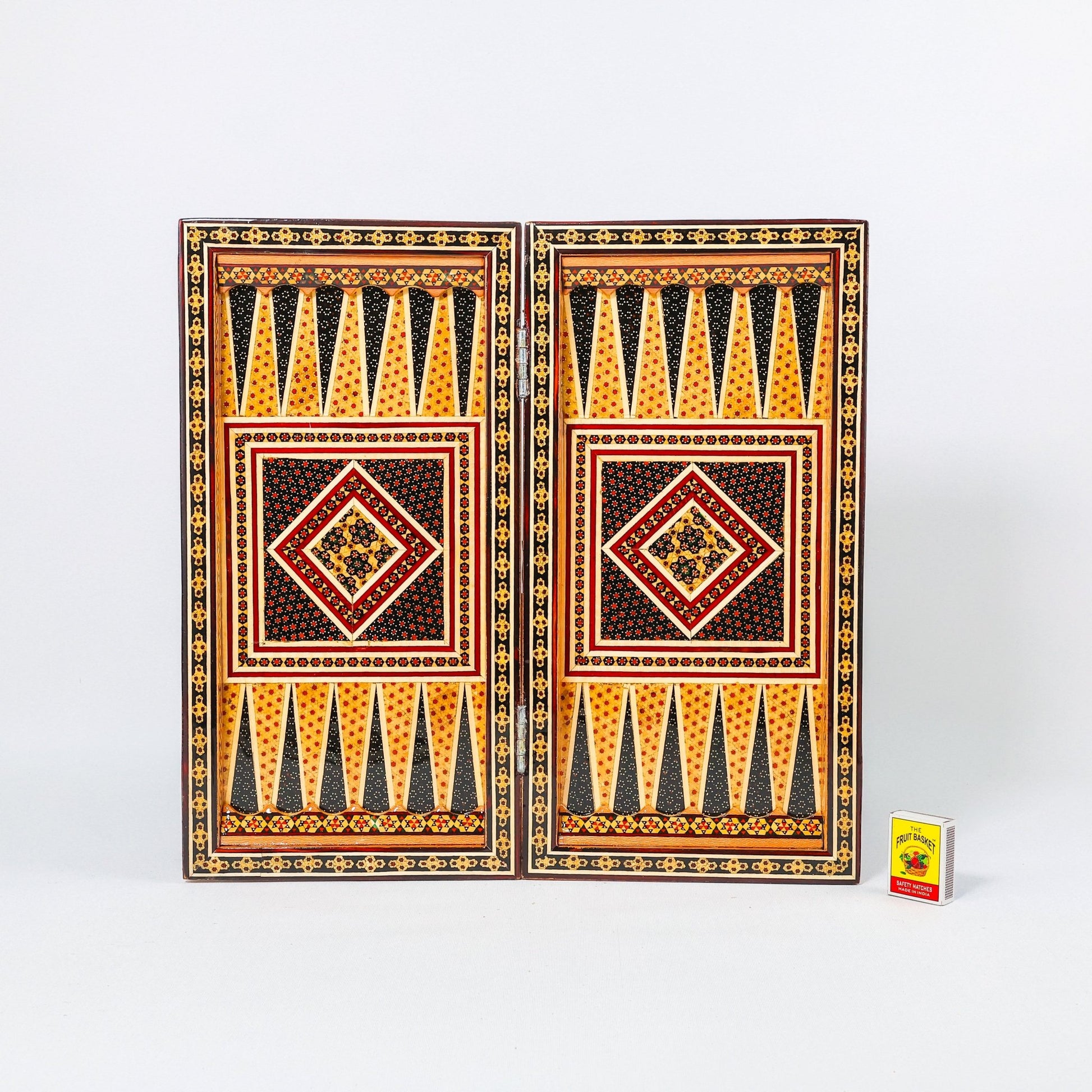 Backgammon & Chess Board – Size 40 – Column Frame – Full Khatam Design - 02 - Meraas Gallery