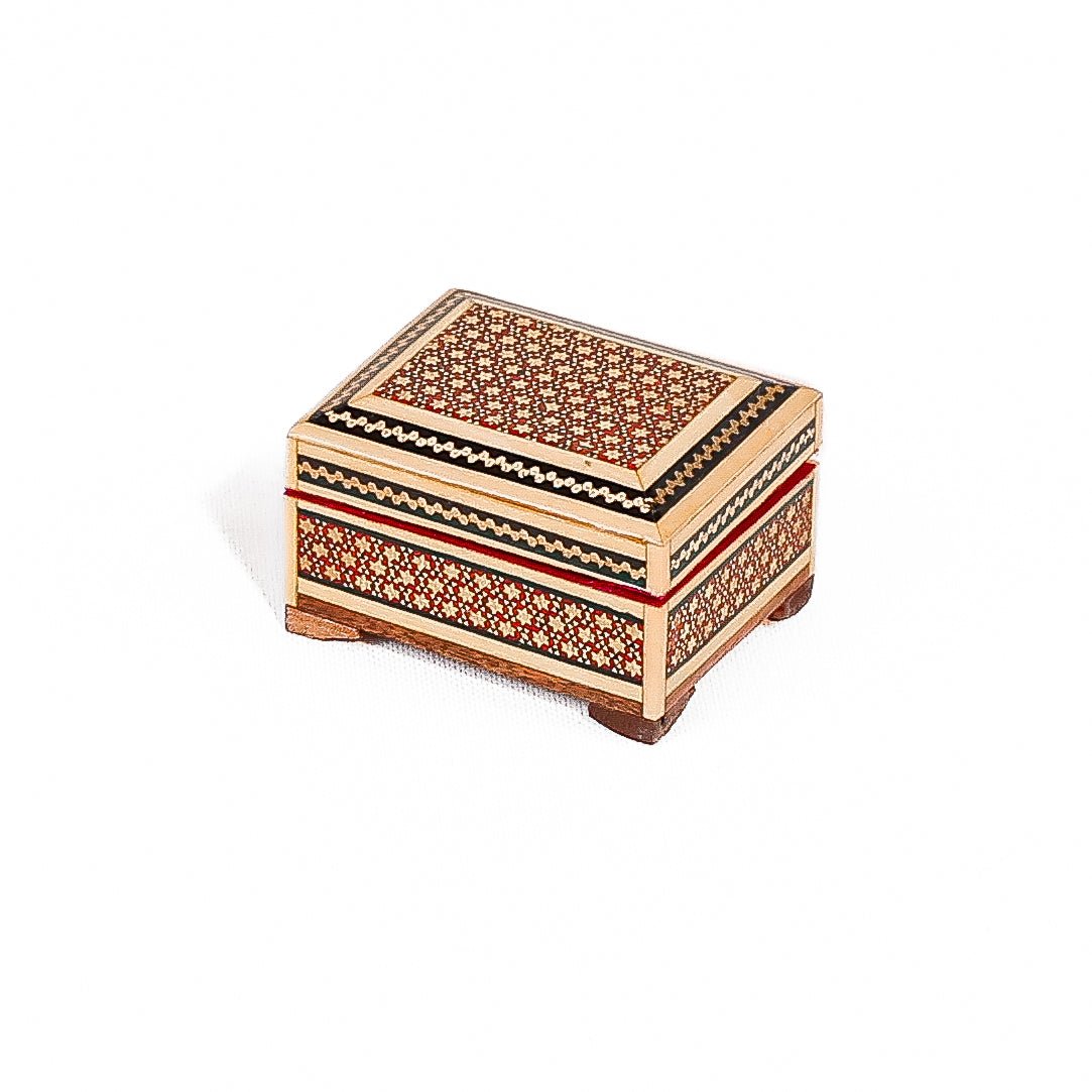 Coin Box – Size 8×6 – Glass with Hinge - 01 - Meraas Gallery