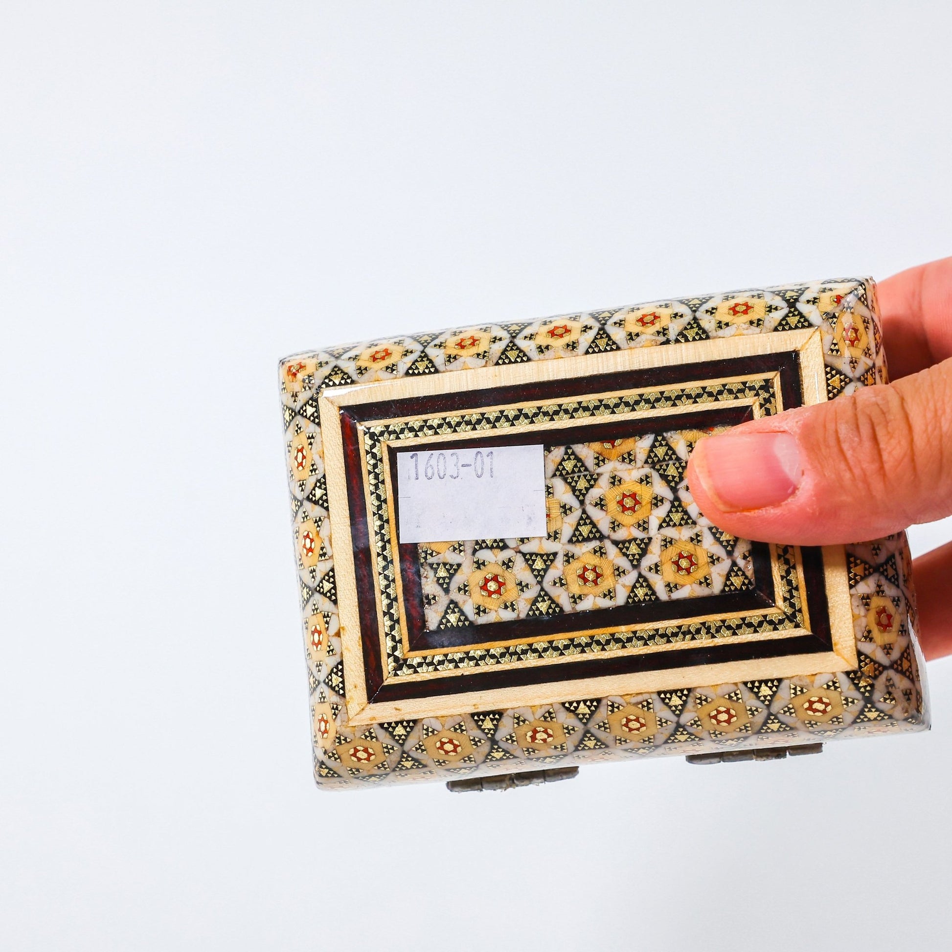 Jewelry Box – Size 8×11 – Round Top and Bottom – Premium Design - Meraas Gallery