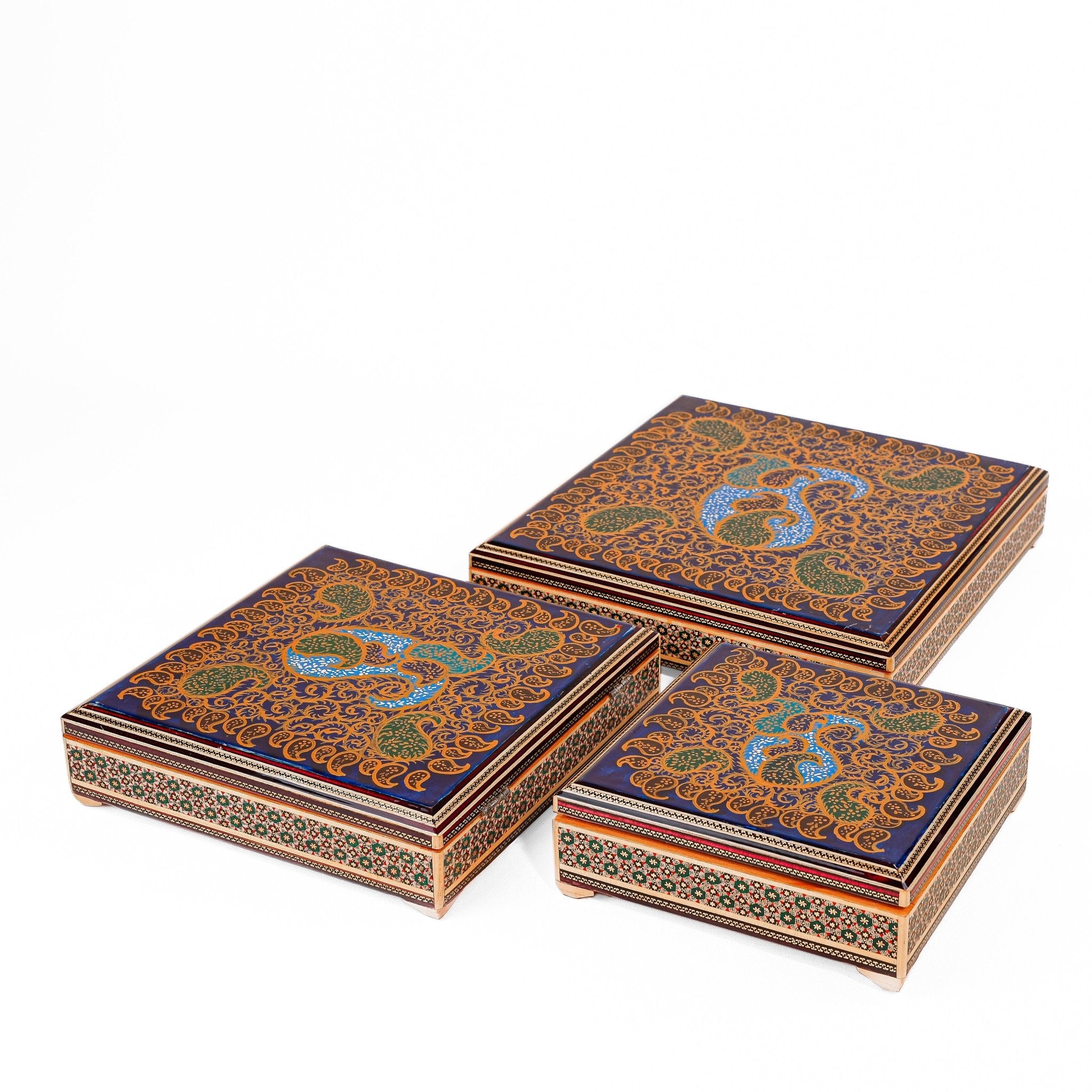 Box – Size 20 – Tazhib Painting – Inside Beechwood - Meraas Gallery