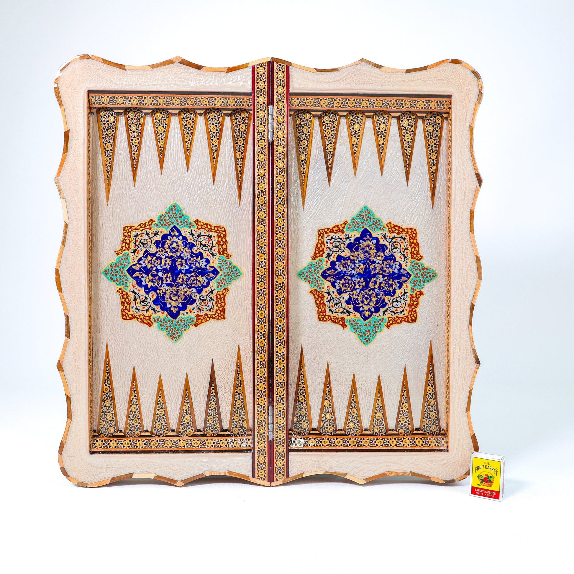 Backgammon & Chess Board – Scalloped Edge – Mother - of - Pearl Interior – Tazhib Design 01 – Size 50 cm - Meraas Gallery