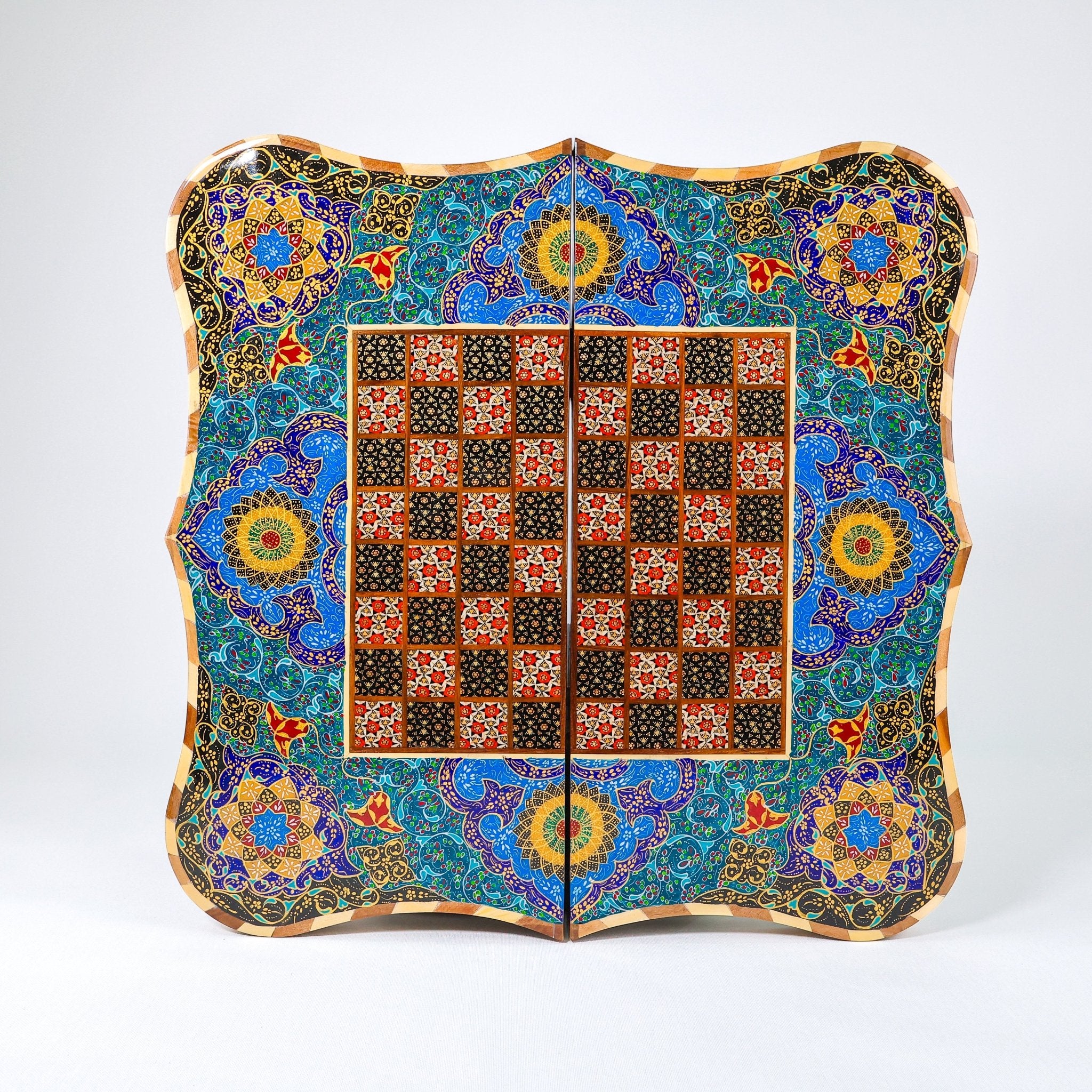 Backgammon & Chess Board – Scalloped Edge – Mother - of - Pearl Interior – Tazhib Design 04 – Size 50 cm - Meraas Gallery