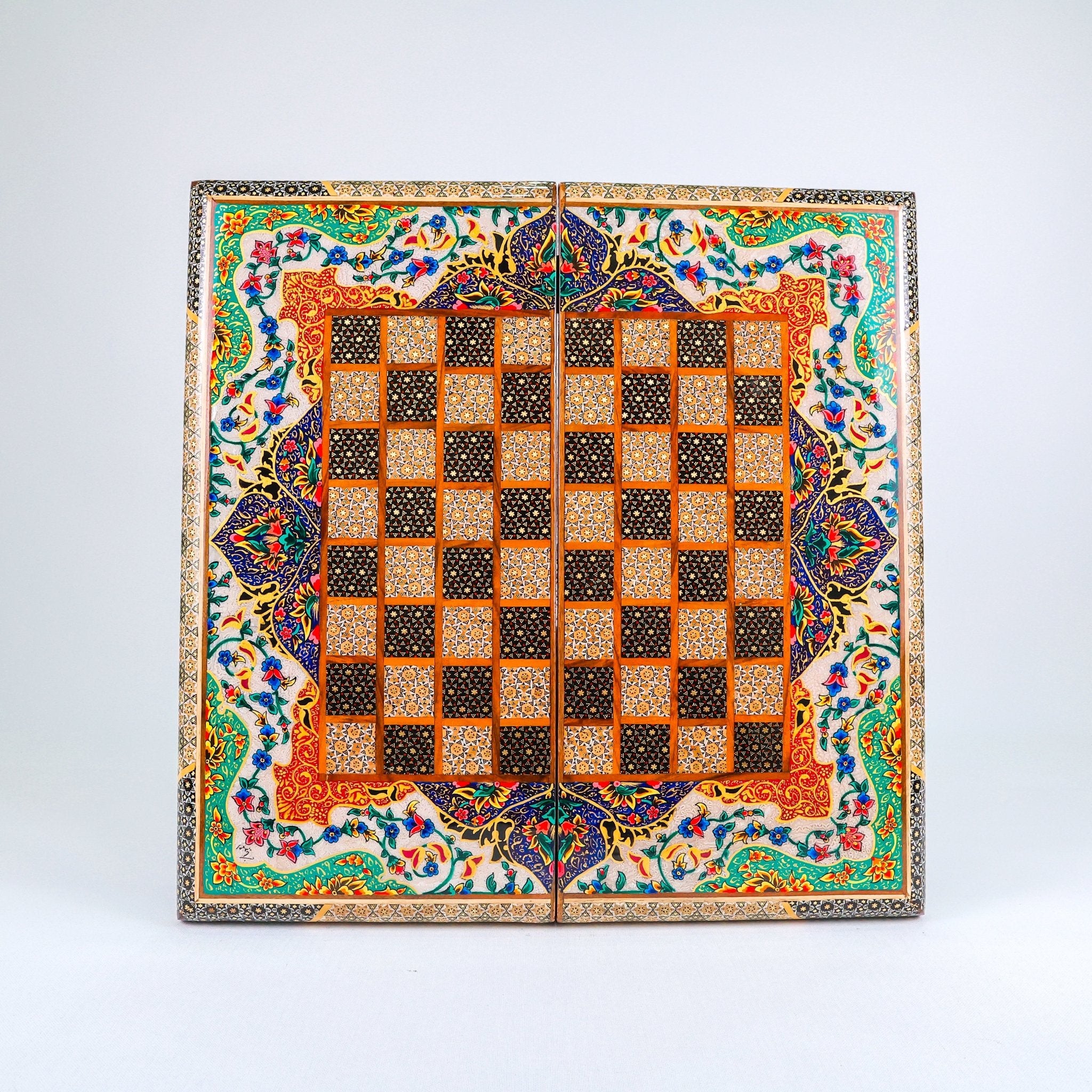 Backgammon & Chess Board – Columned Design – Hand - Painted Tazhib – Design 03 – Size 50 cm - Meraas Gallery