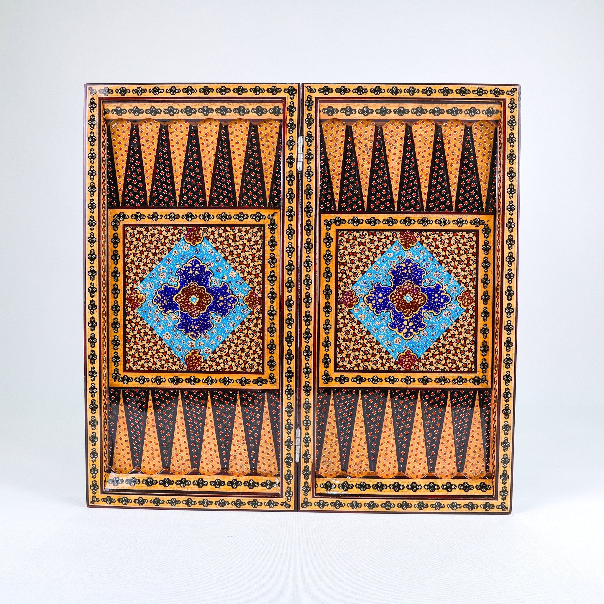 Backgammon & Chess Board – Columned Design – Hand - Painted Tazhib – Design 06 – Size 50 cm - Meraas Gallery