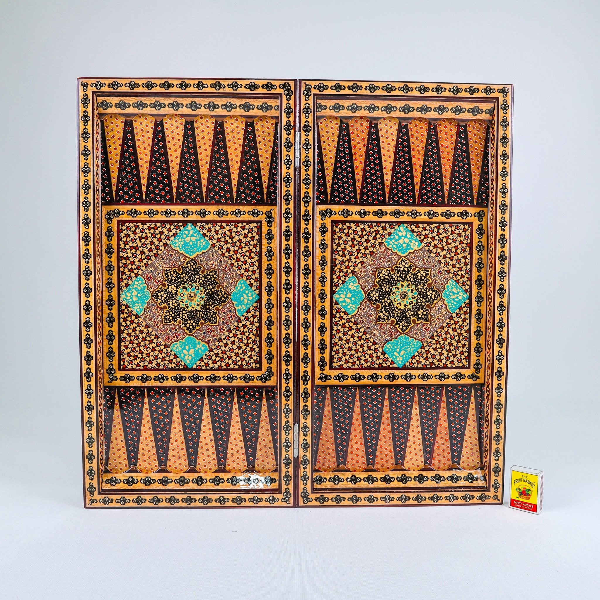 Backgammon & Chess Board – Columned Design – Hand - Painted Tazhib – Design 09 – Size 50 cm - Meraas Gallery