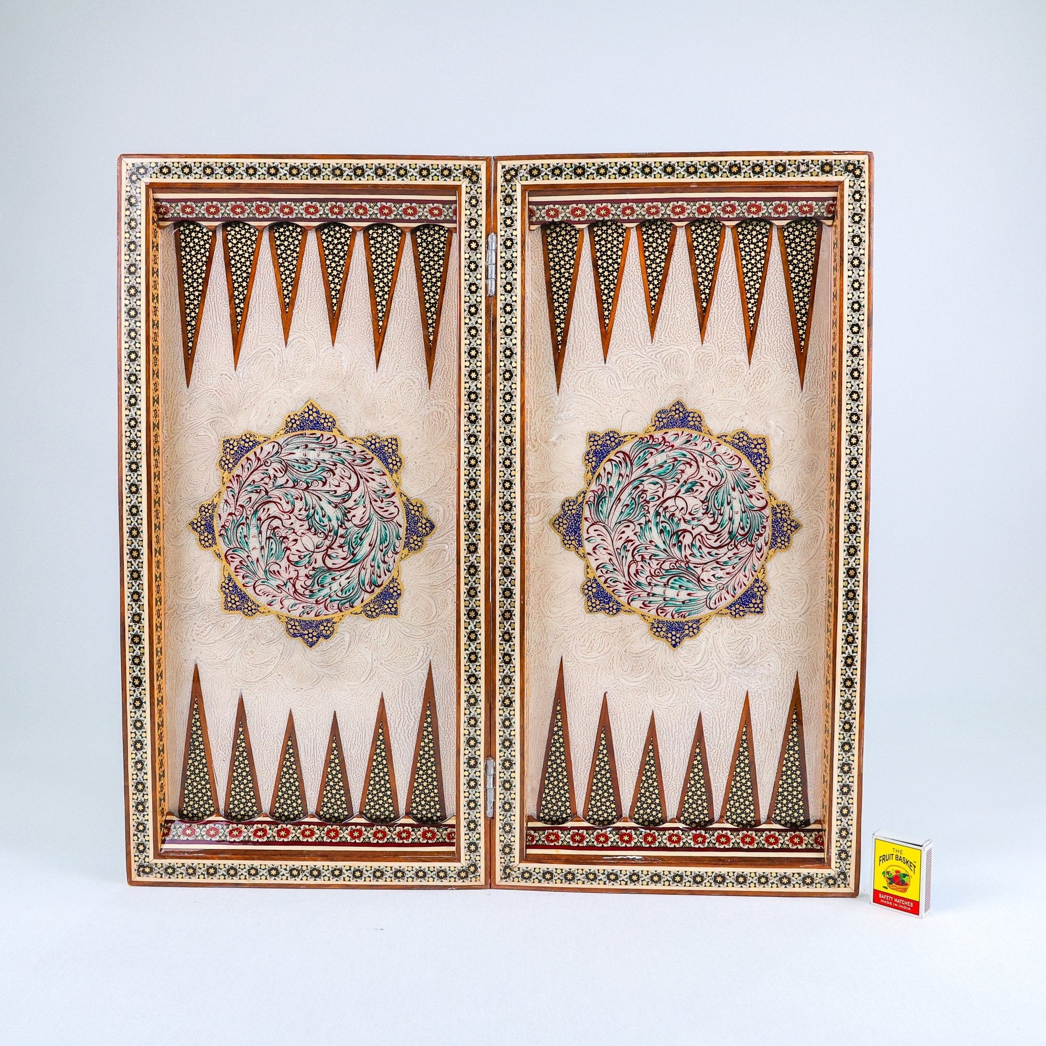 Backgammon & Chess Board – Khatam Inlay – Khatabi Tazhib Style – Design 03 - Meraas Gallery