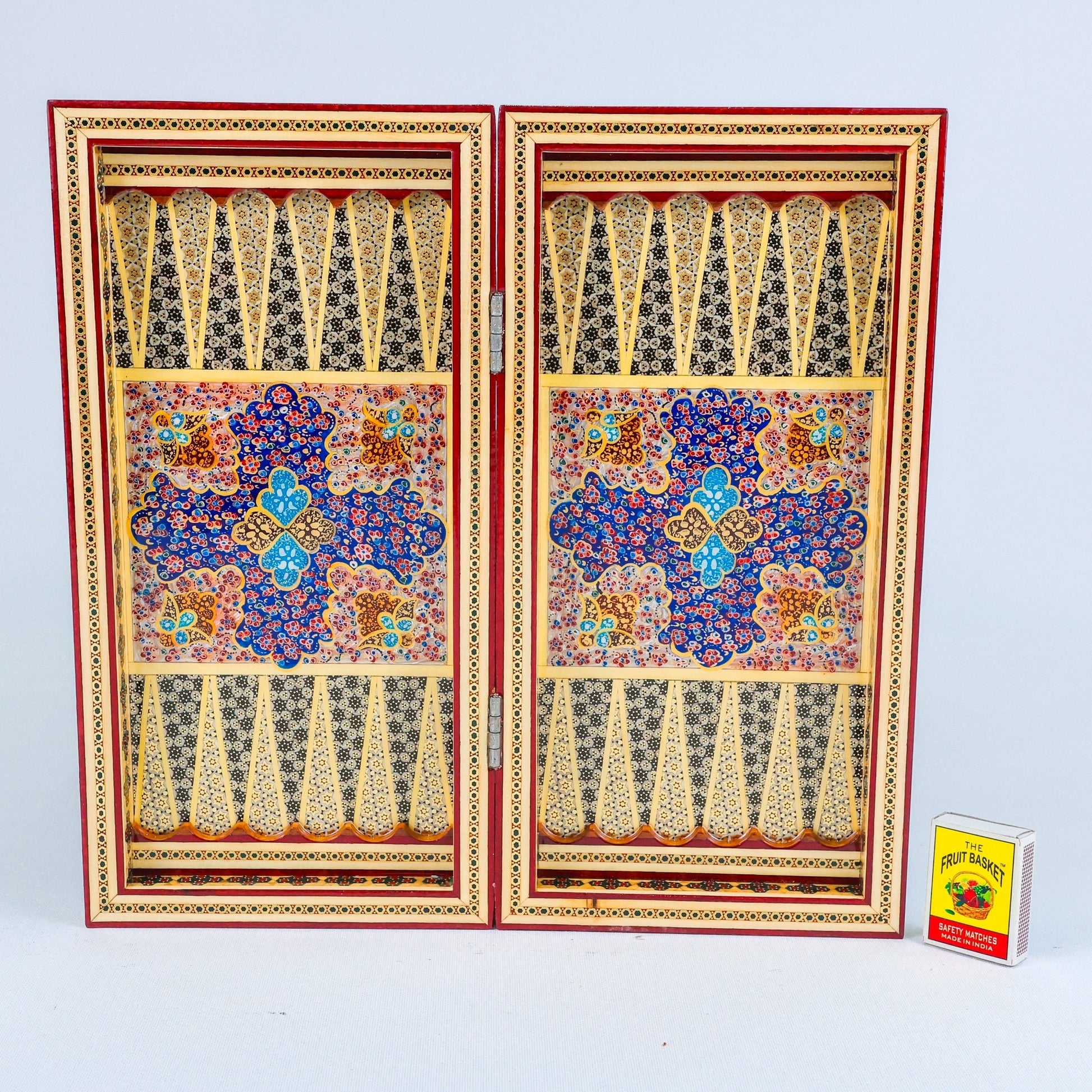 Backgammon & Chess Board – Rounded Edge – Mother - of - Pearl Interior – Tazhib Design 02 – Size 30 cm - Meraas Gallery