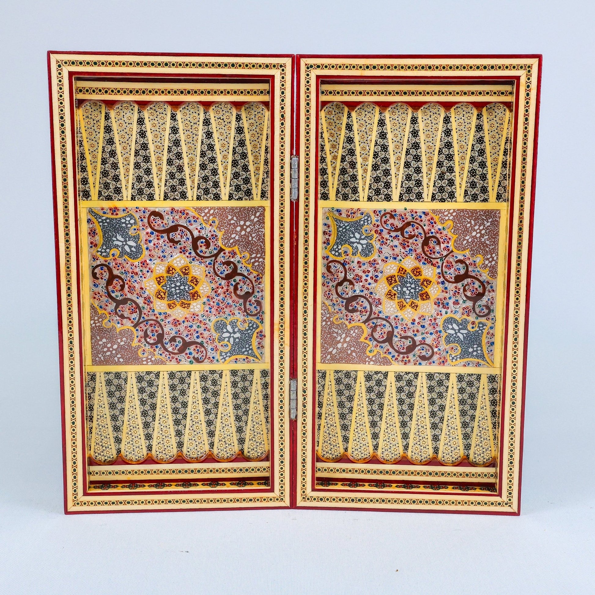 Backgammon & Chess Board – Rounded Edge – Mother - of - Pearl Interior – Tazhib Design 03 – Size 30 cm - Meraas Gallery