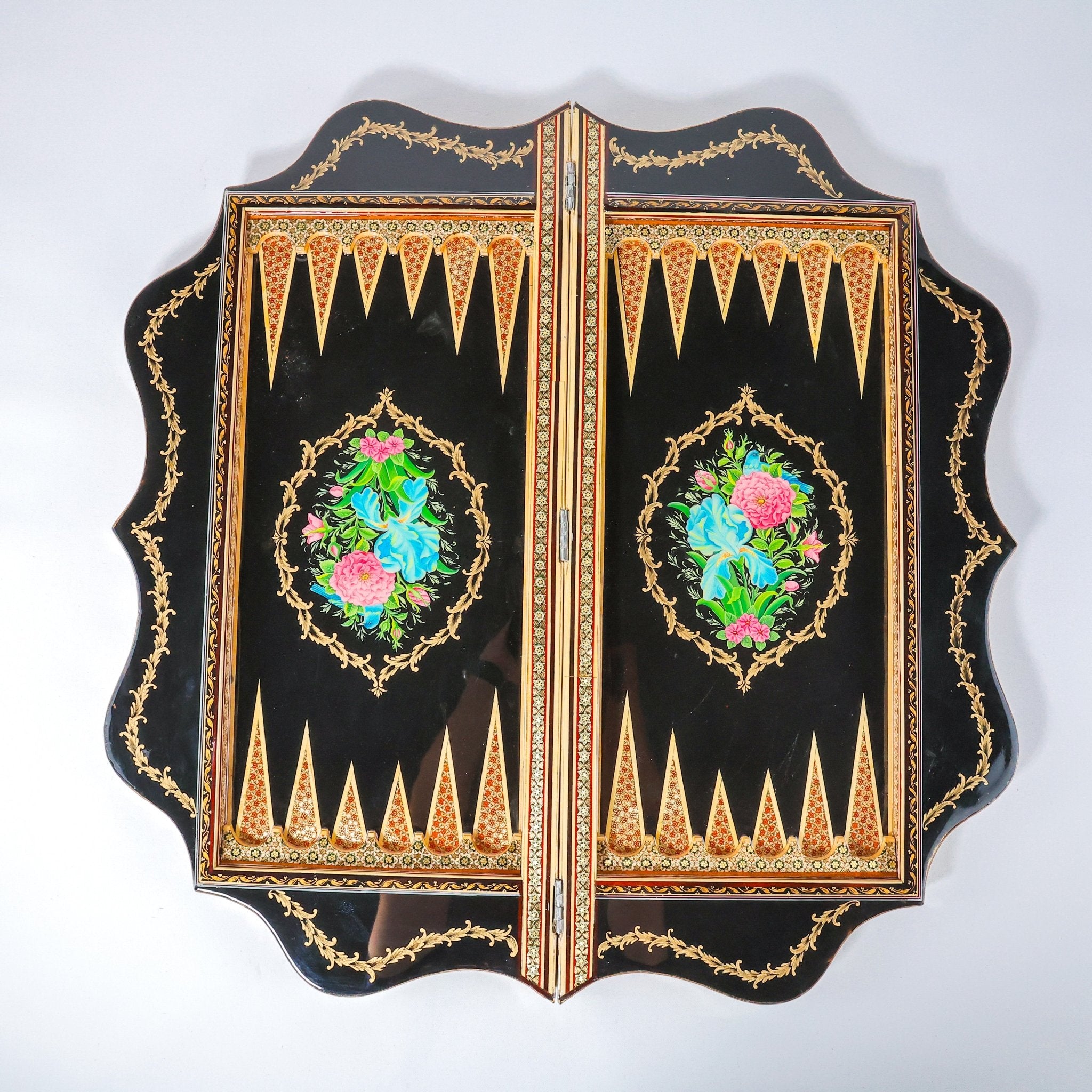 Backgammon Board – Scalloped Edge – Shirazi Hand - Painted – Design 01 – Size 70 cm - Meraas Gallery