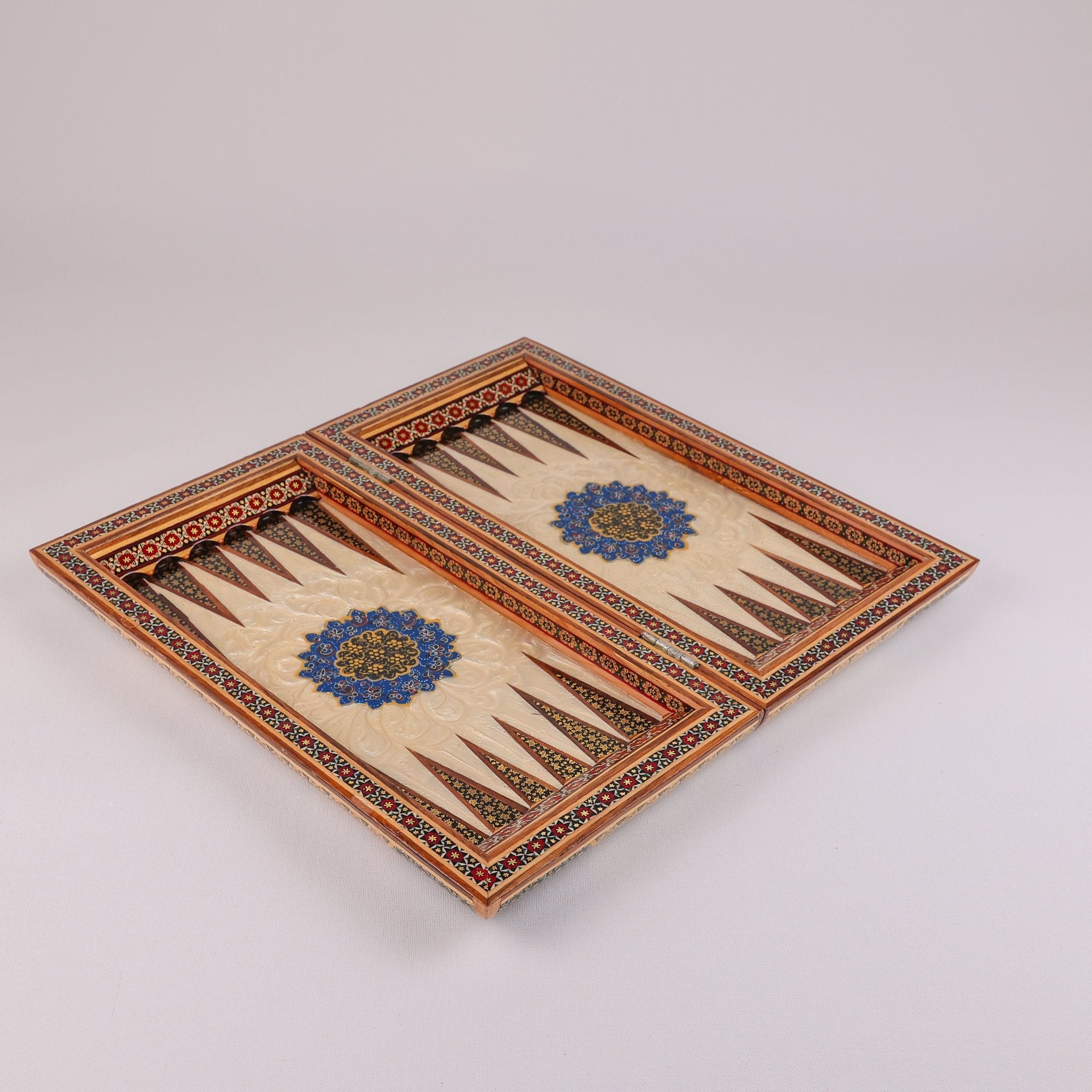 Chess Board Size 40 Shell - Tazhib Design Premium - 07 - Meraas Gallery