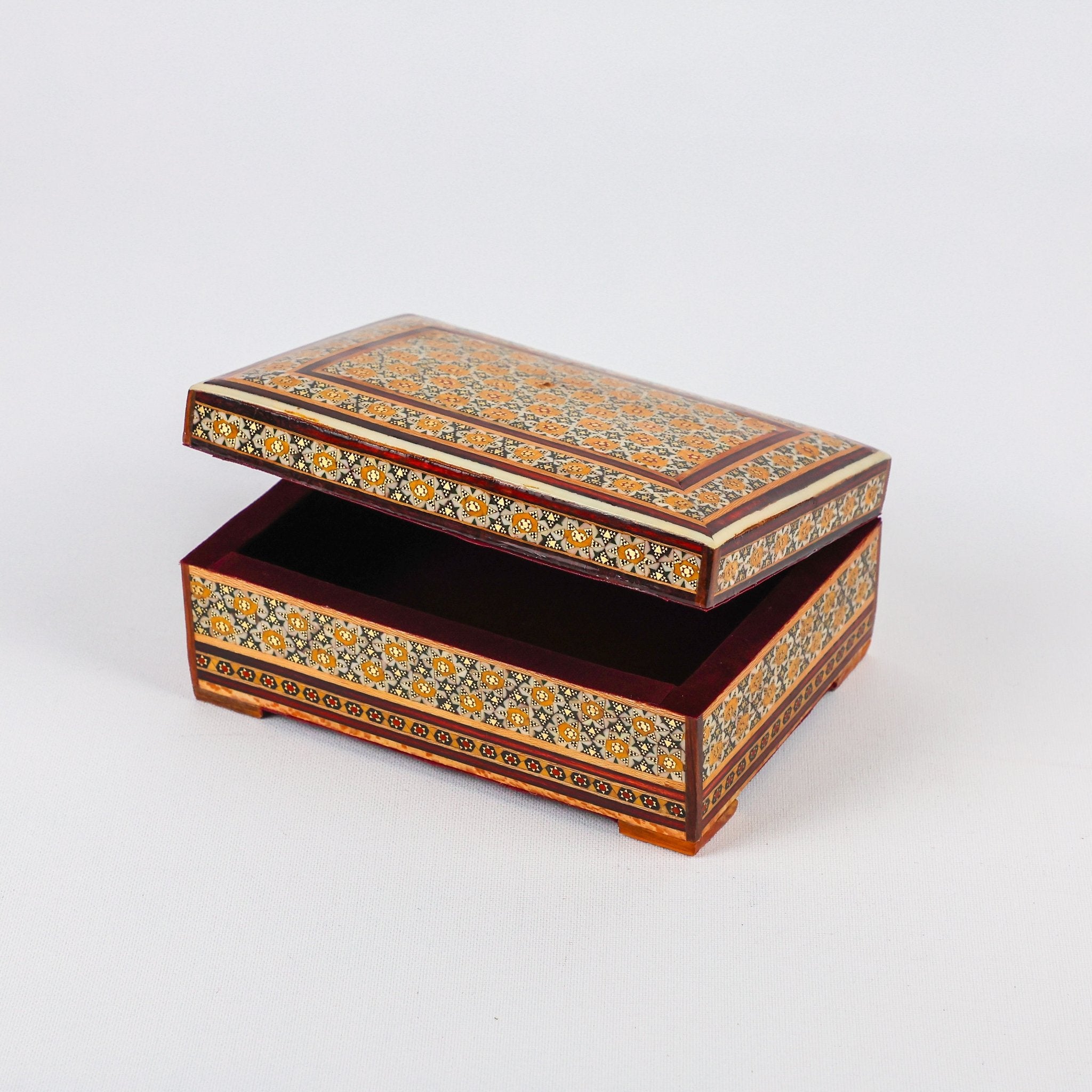 Decorative Box 13x18 Cm - Seed Motif - Meraas Gallery