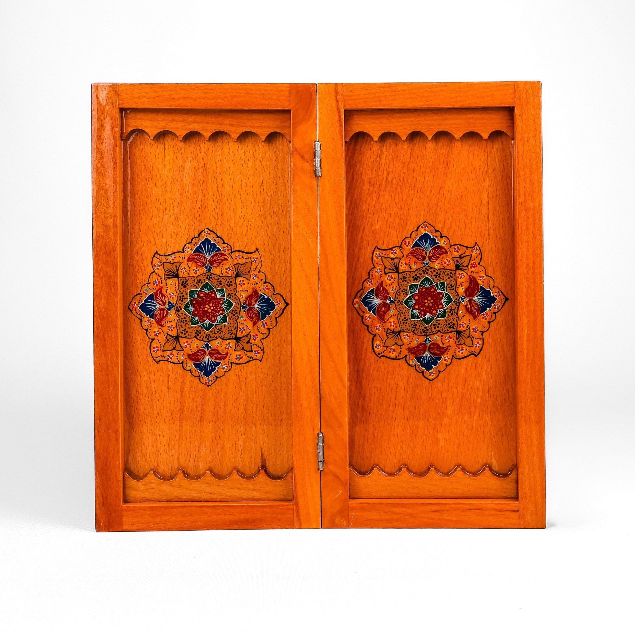 Chess Board - Size 35 - Beechwood Interio - 05 - Meraas Gallery