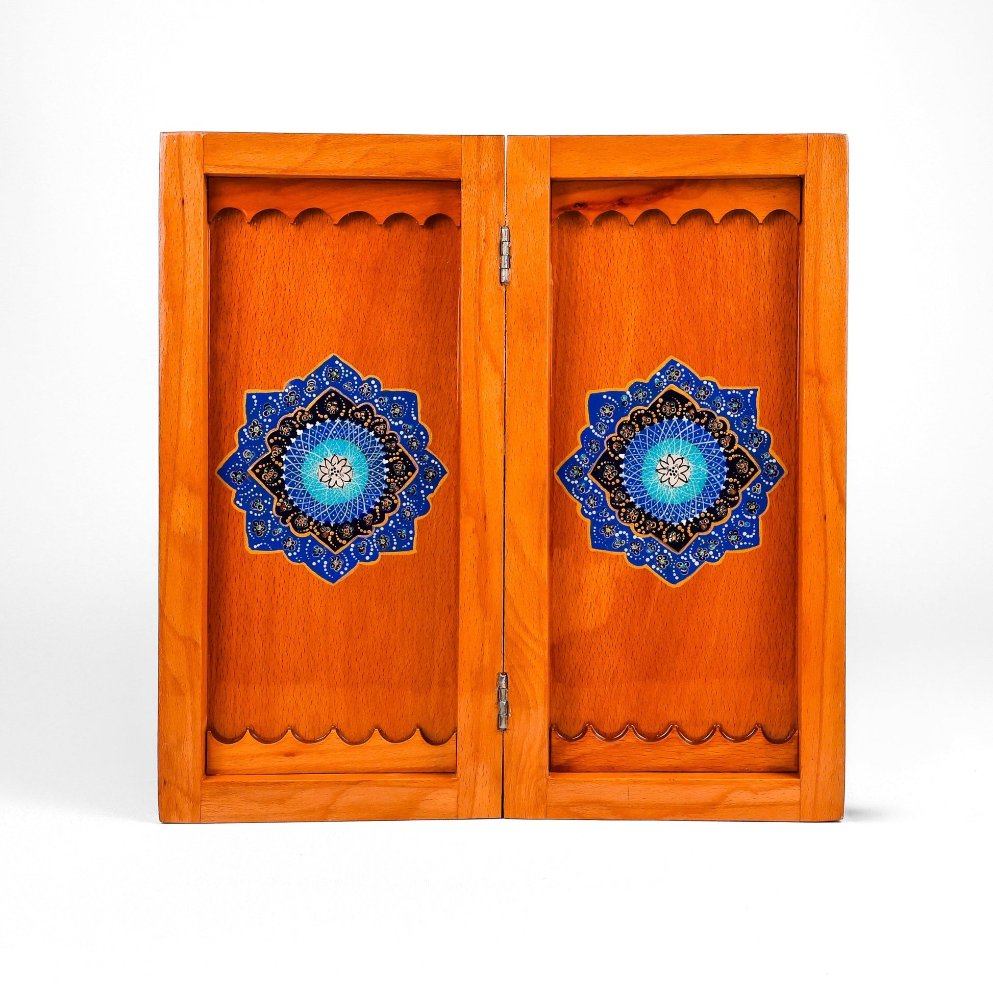 Chess Board - Size 35 - Beechwood Interio - 06 - Meraas Gallery