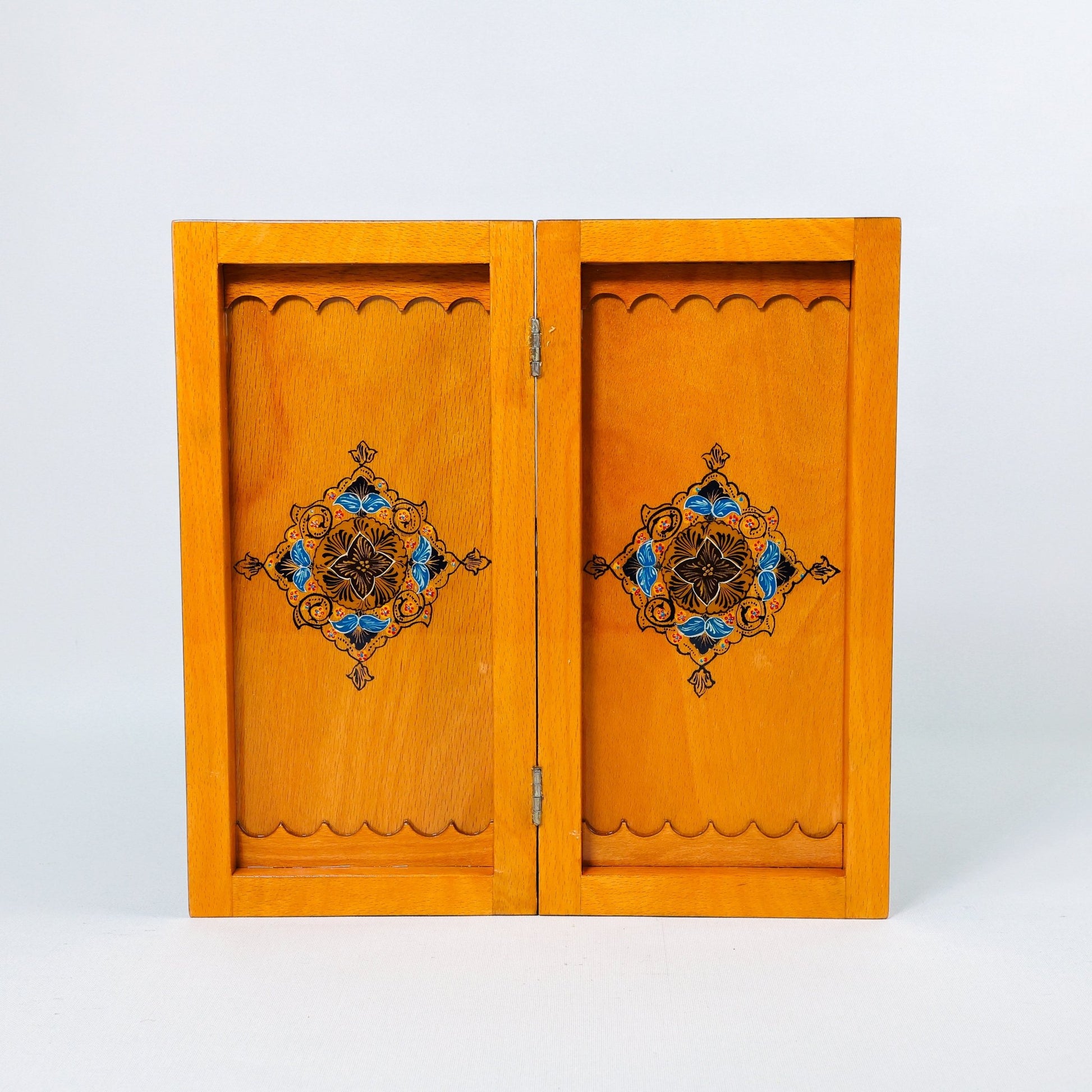 Chess Board - Size 35 - Beechwood Interio - 18 - Meraas Gallery