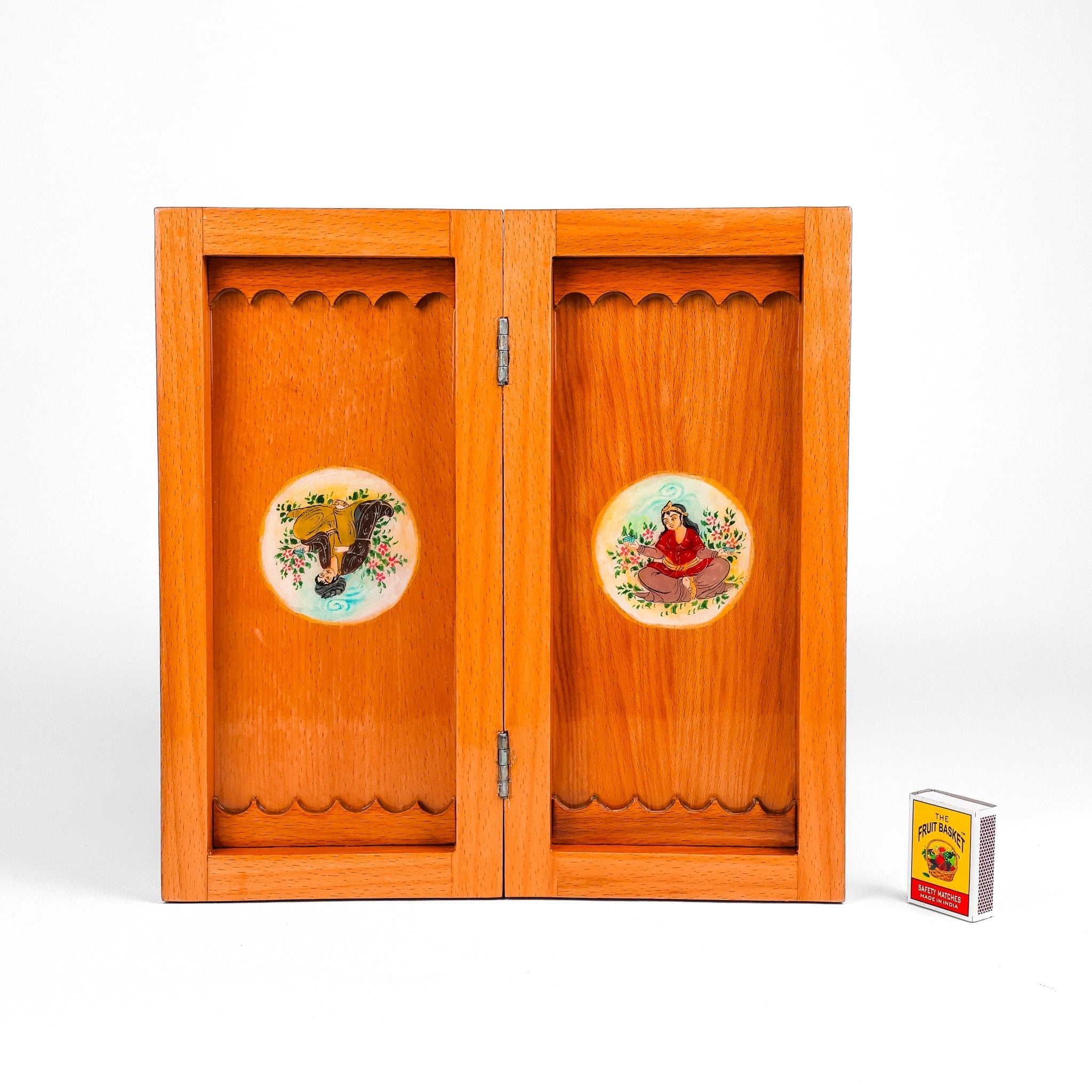 Chess Board - Size 30 - Beechwood Interior - 03 - Meraas Gallery