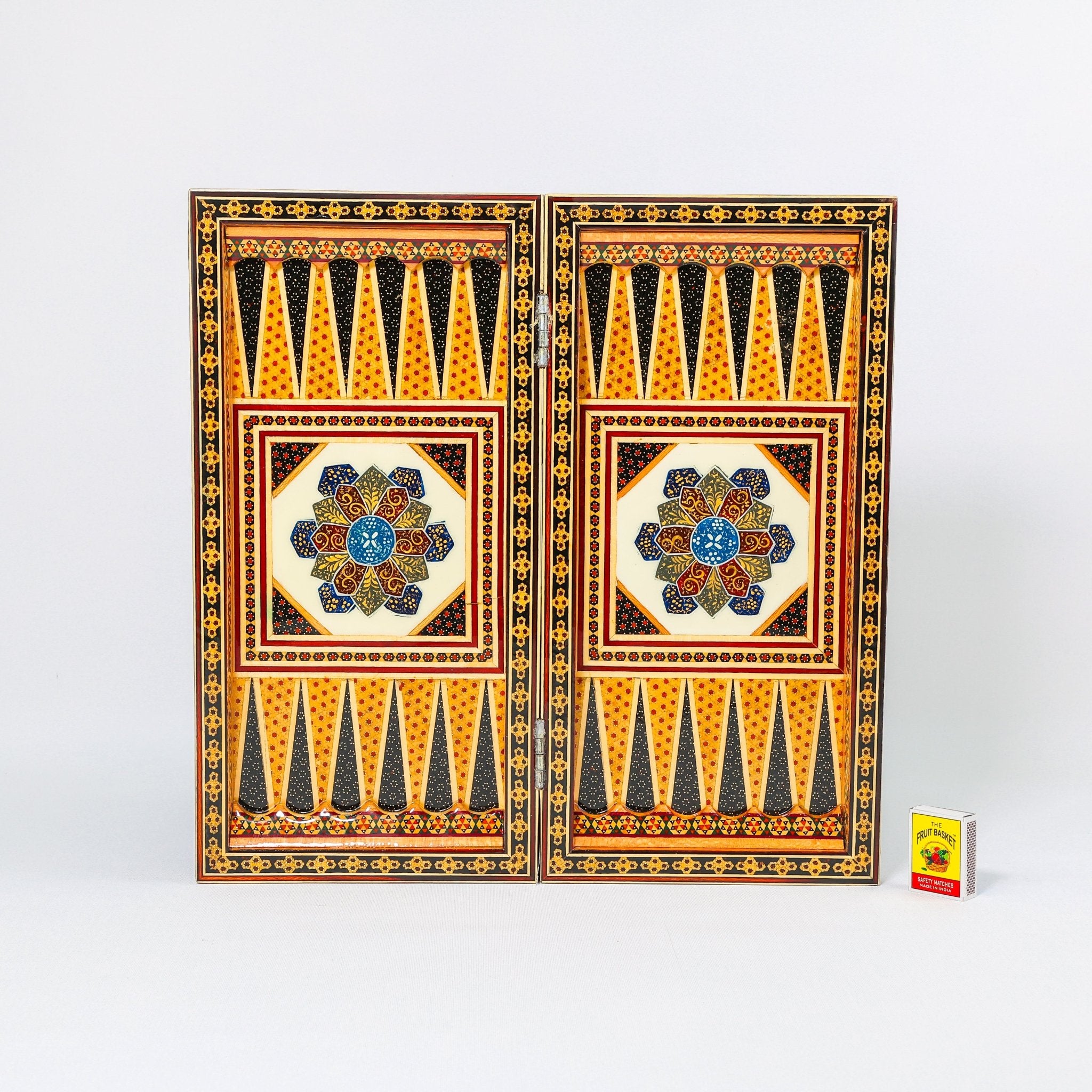 Chess Board - Size 40 - Tazhib & Flower Design - 17 - Meraas Gallery