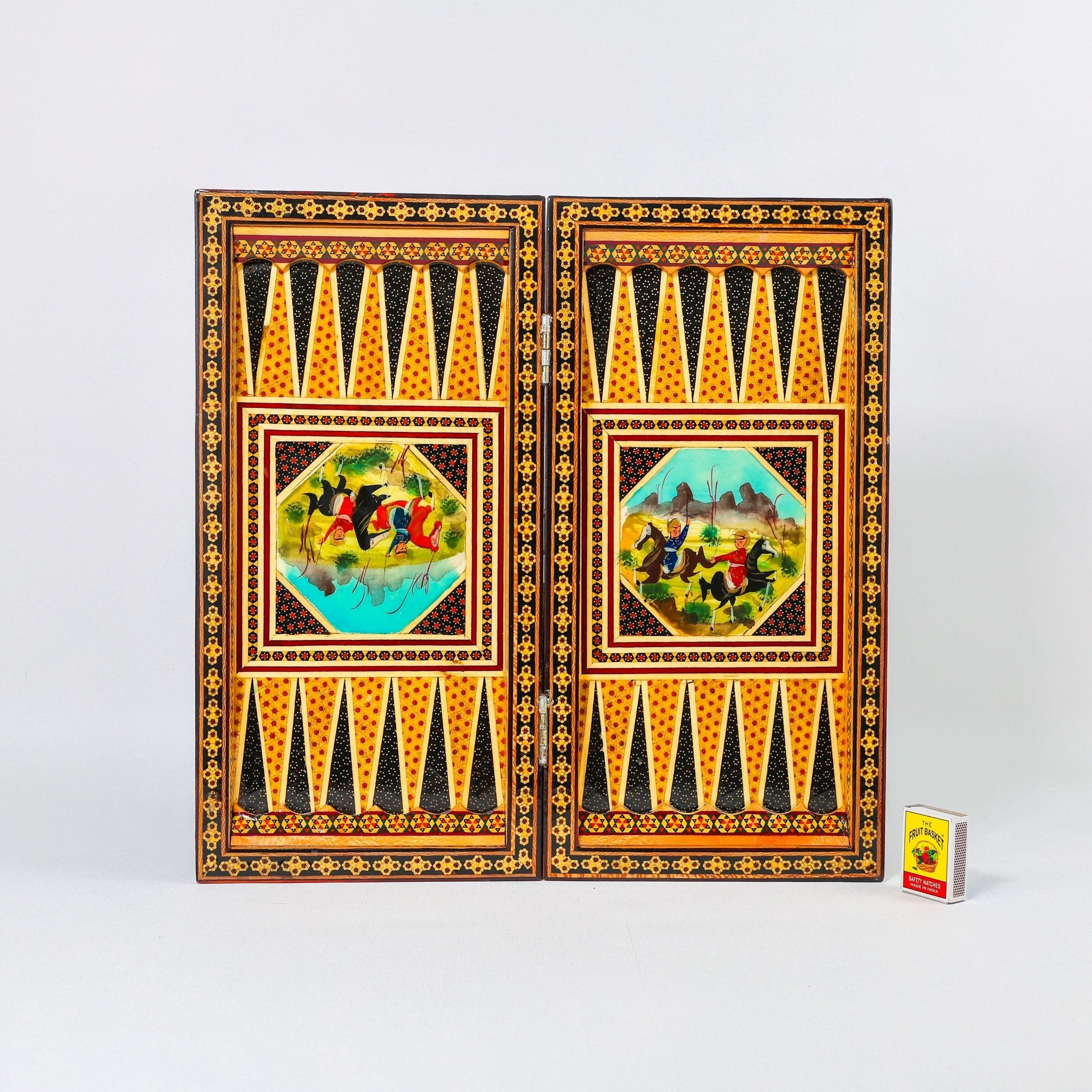 Chess Board - Size 40 - Tazhib & Flower Design - 31 - Meraas Gallery