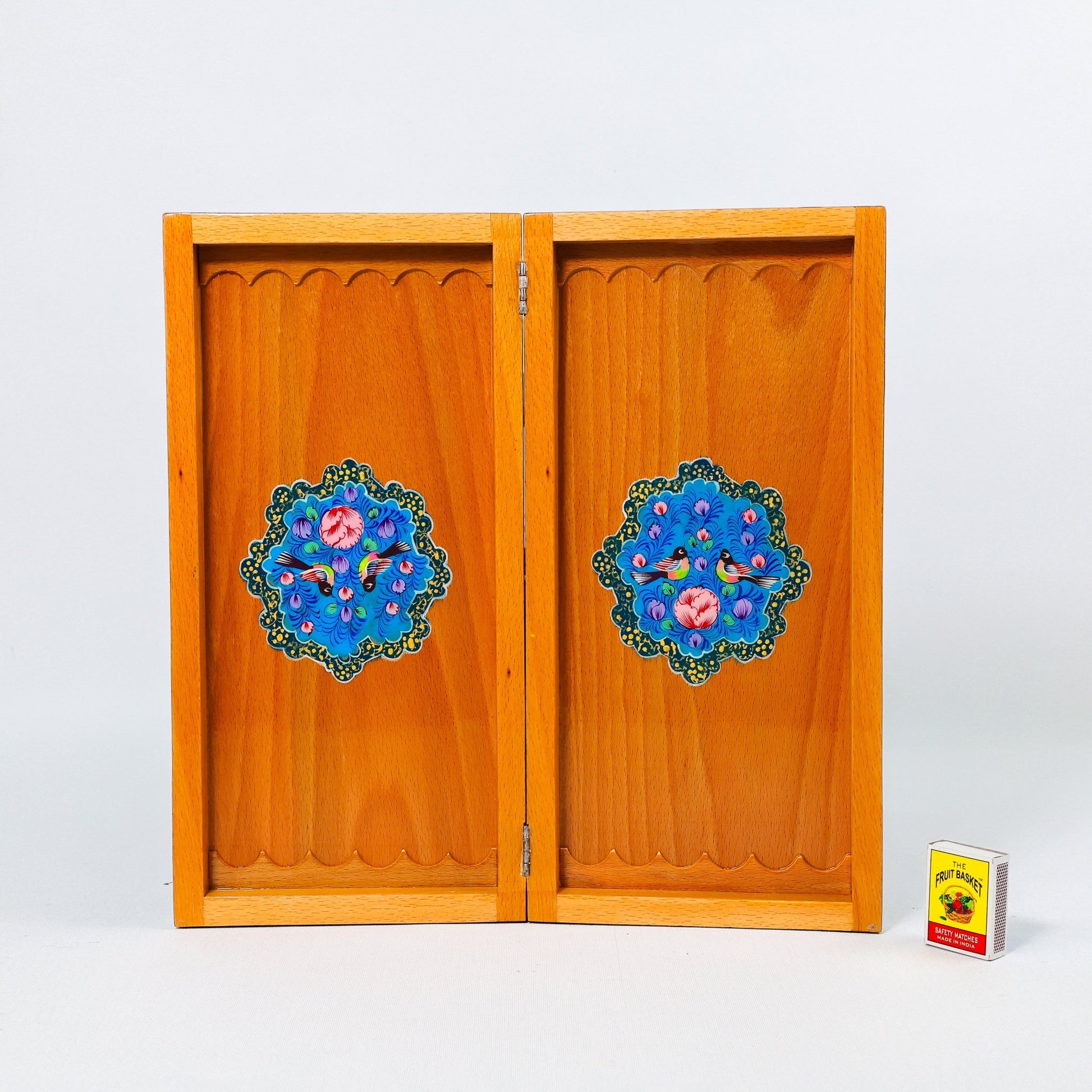 Chess Board - Size 35 - Beechwood Interior - 03 - Meraas Gallery