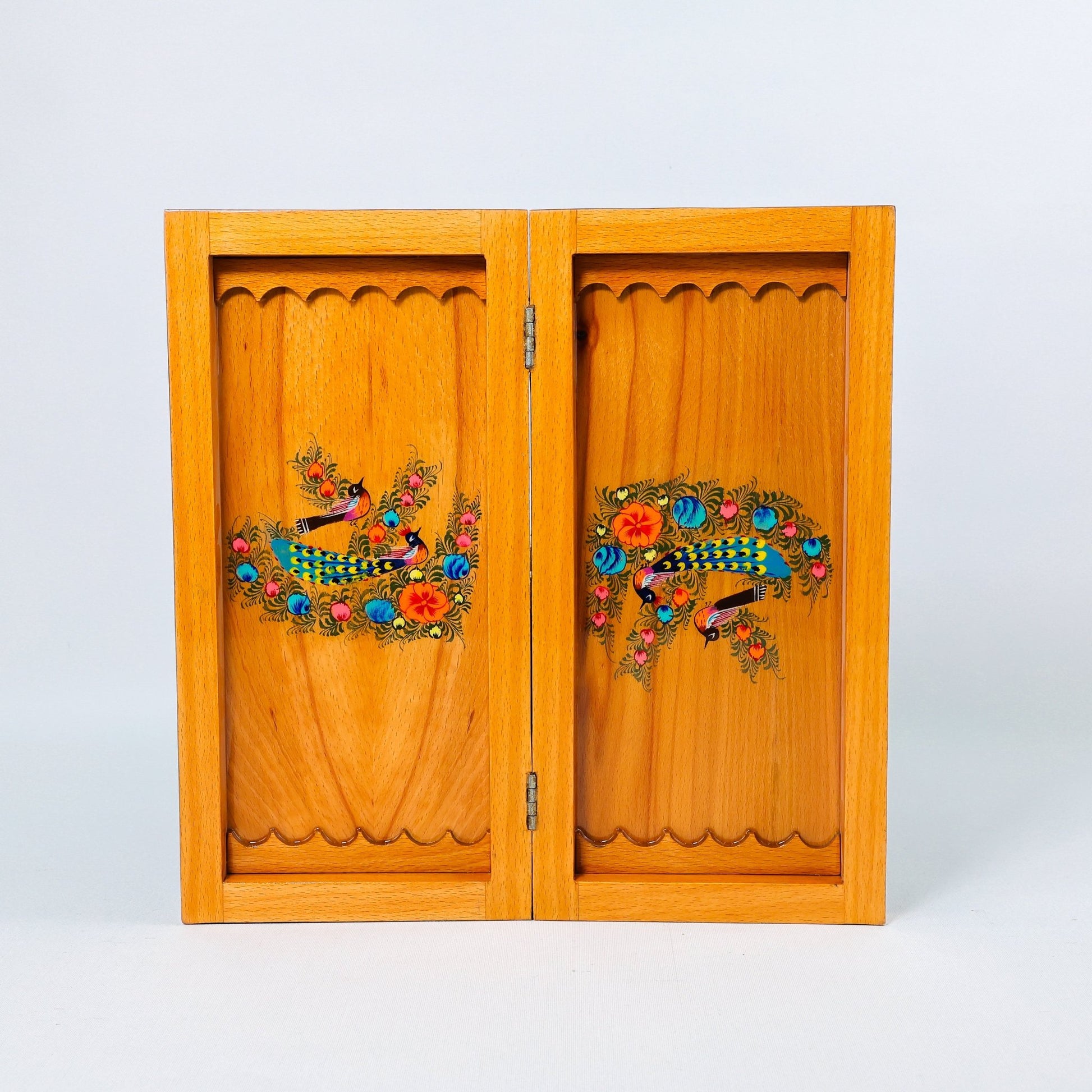 Chess Board - Size 35 - Beechwood Interior - 05 - Meraas Gallery