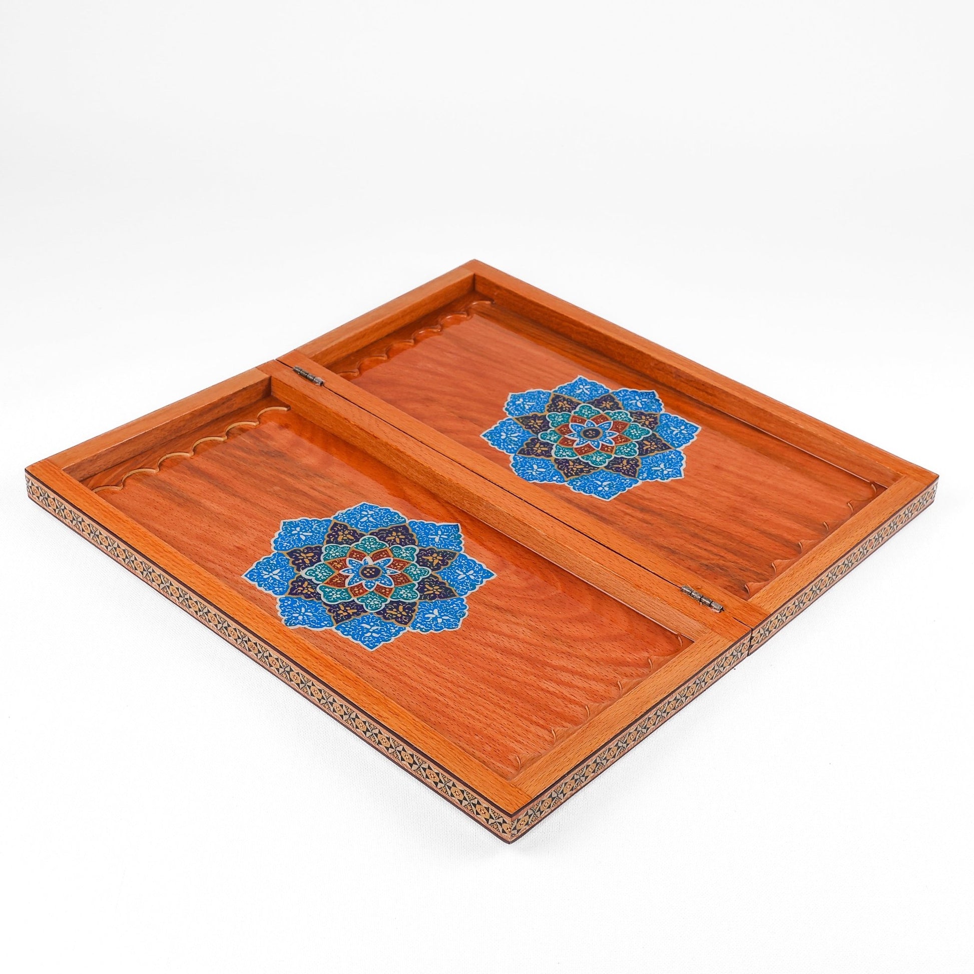 Chess Board - Size 40 - Beechwood Interior - 03 - Meraas Gallery