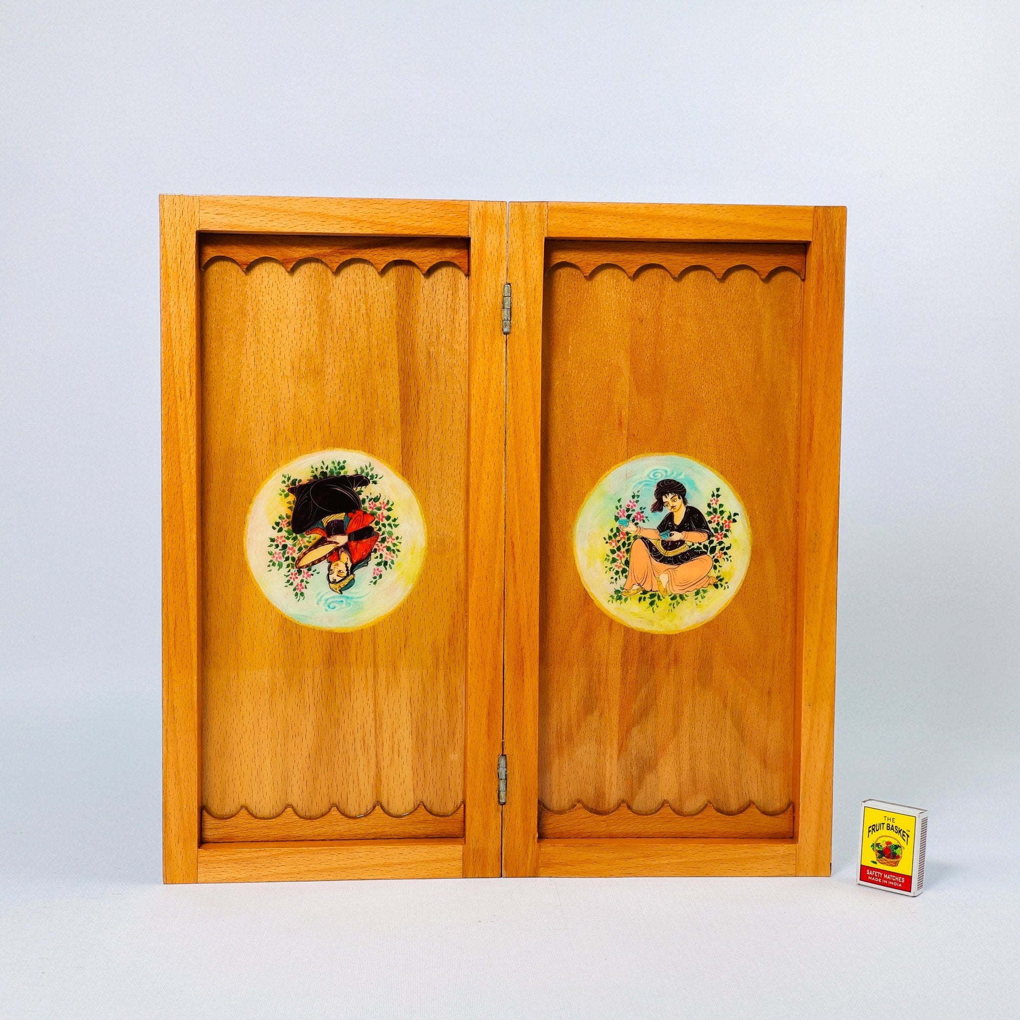 Chess Board - Size 40 - Beechwood Interior - 04 - Meraas Gallery