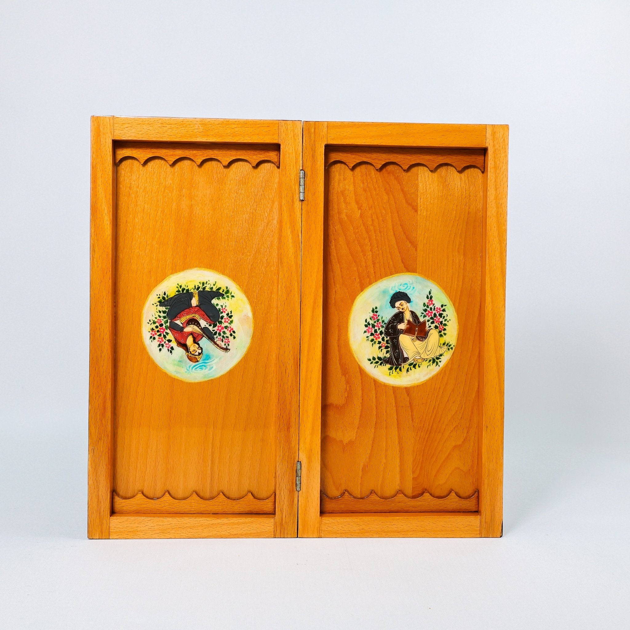 Chess Board - Size 40 - Beechwood Interior - 06 - Meraas Gallery