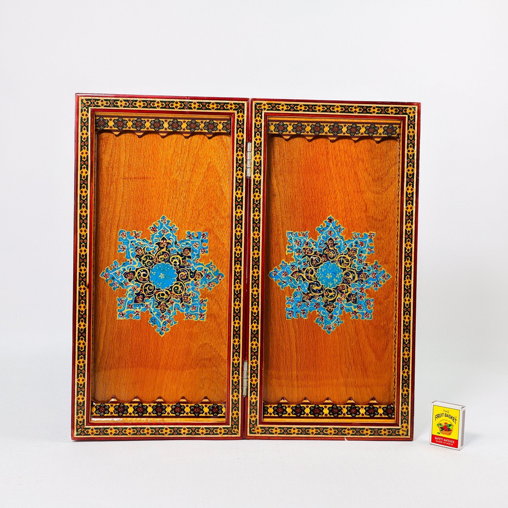 Chess Board - Size 40 - Beechwood Interior - Khatam Design - 02 - Meraas Gallery