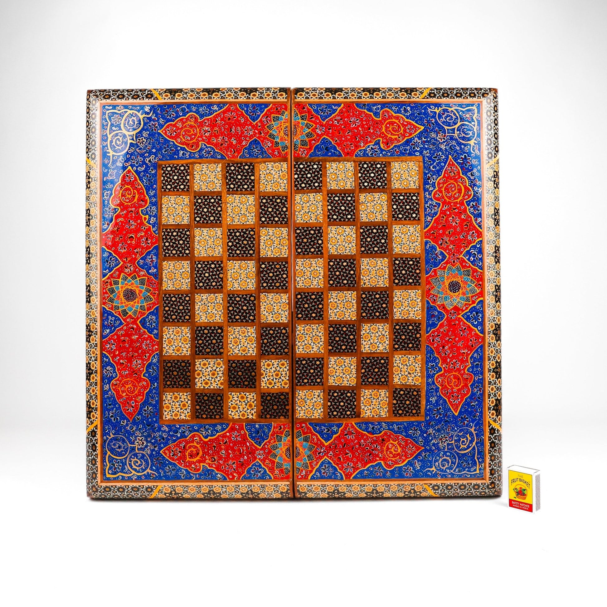 Chess Board - Size 50 - Shell Design - Rounded Edge - 03 - Meraas Gallery