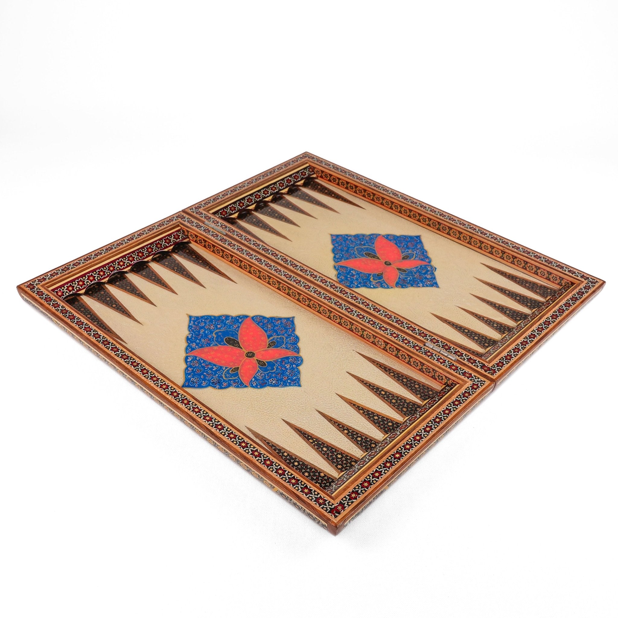 Chess Board - Size 50 - Shell Design - Rounded Edge - 04 - Meraas Gallery