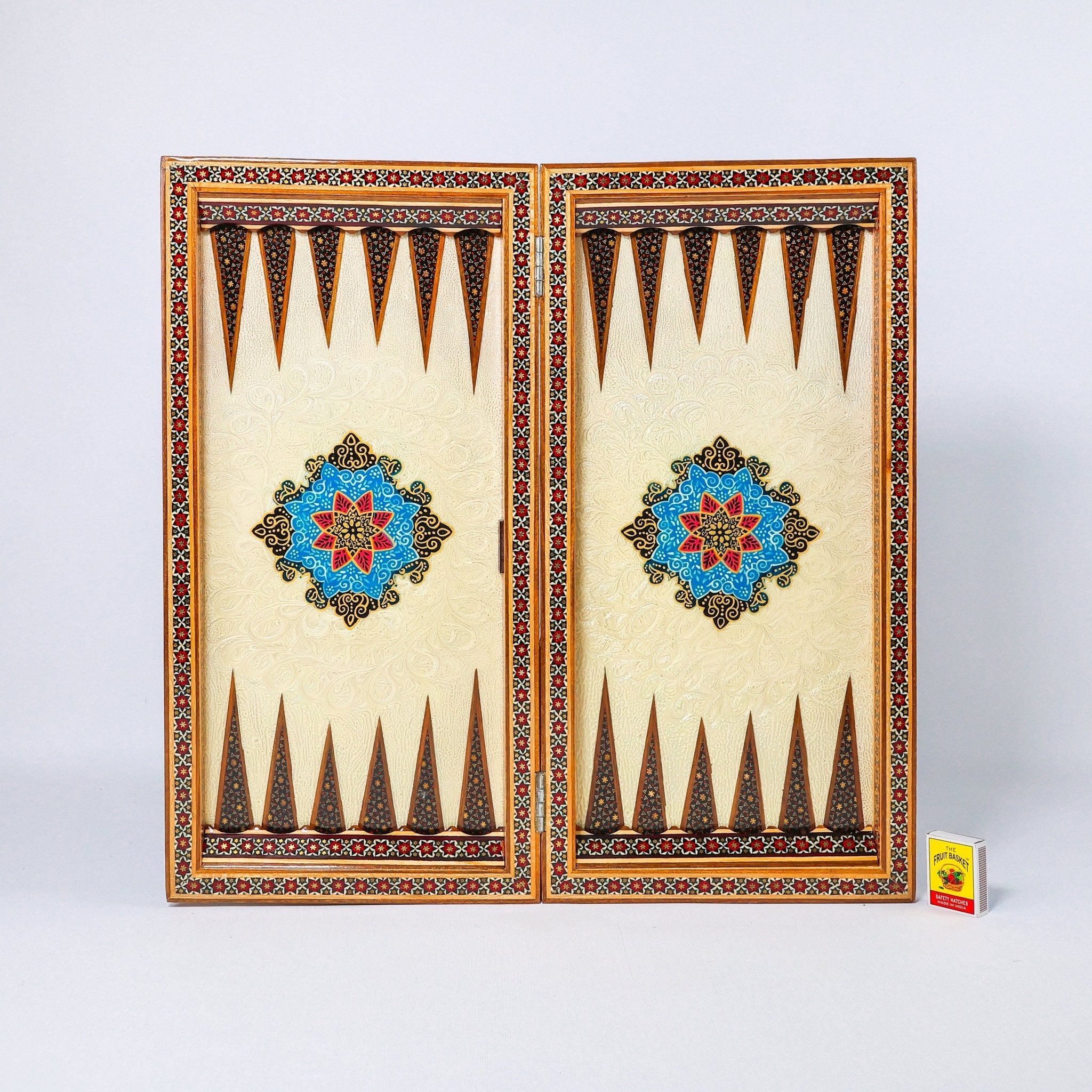 Chess Board - Size 50 - Shell Design - Rounded Edge - 07 - Meraas Gallery