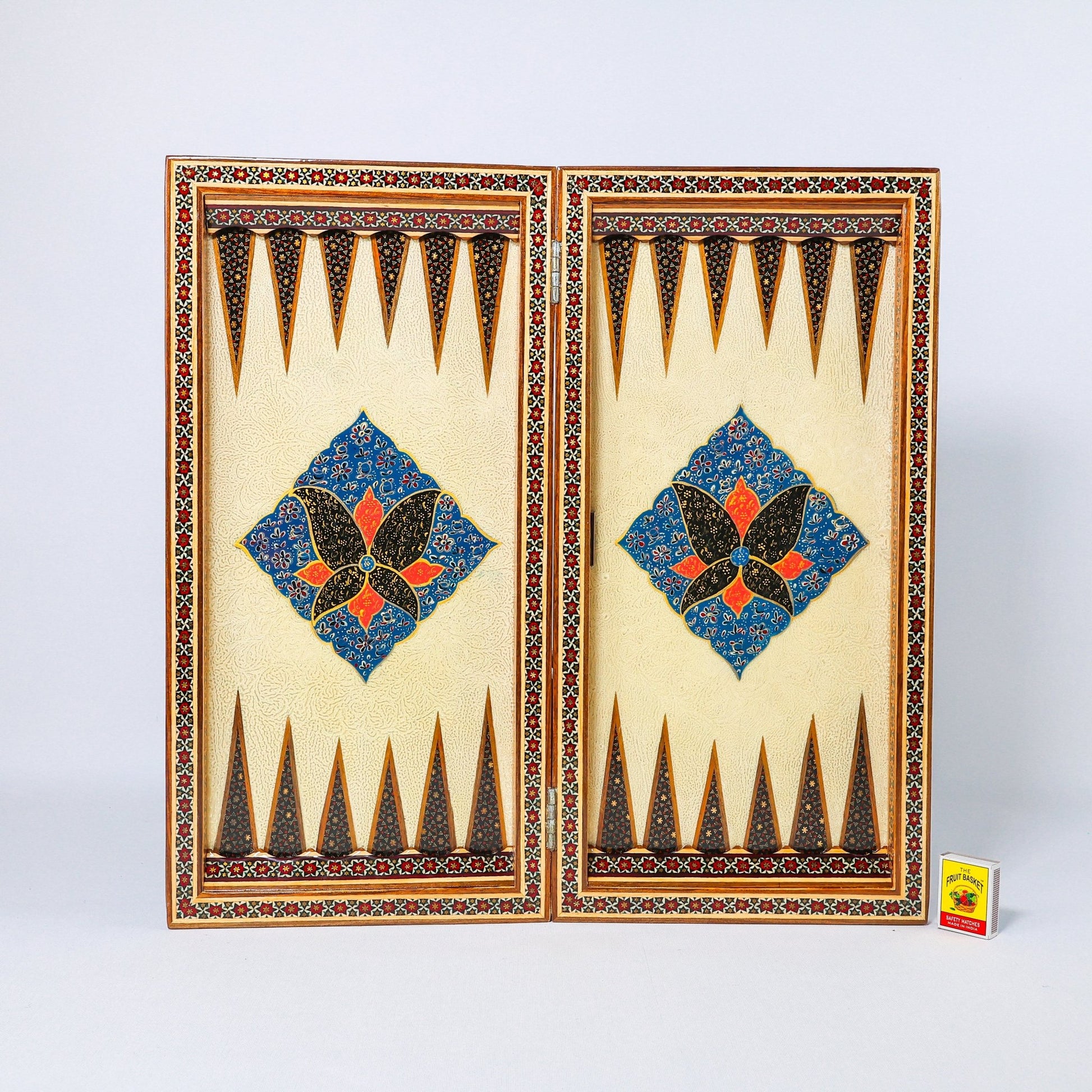 Chess Board - Size 50 - Shell Design - Rounded Edge - 08 - Meraas Gallery