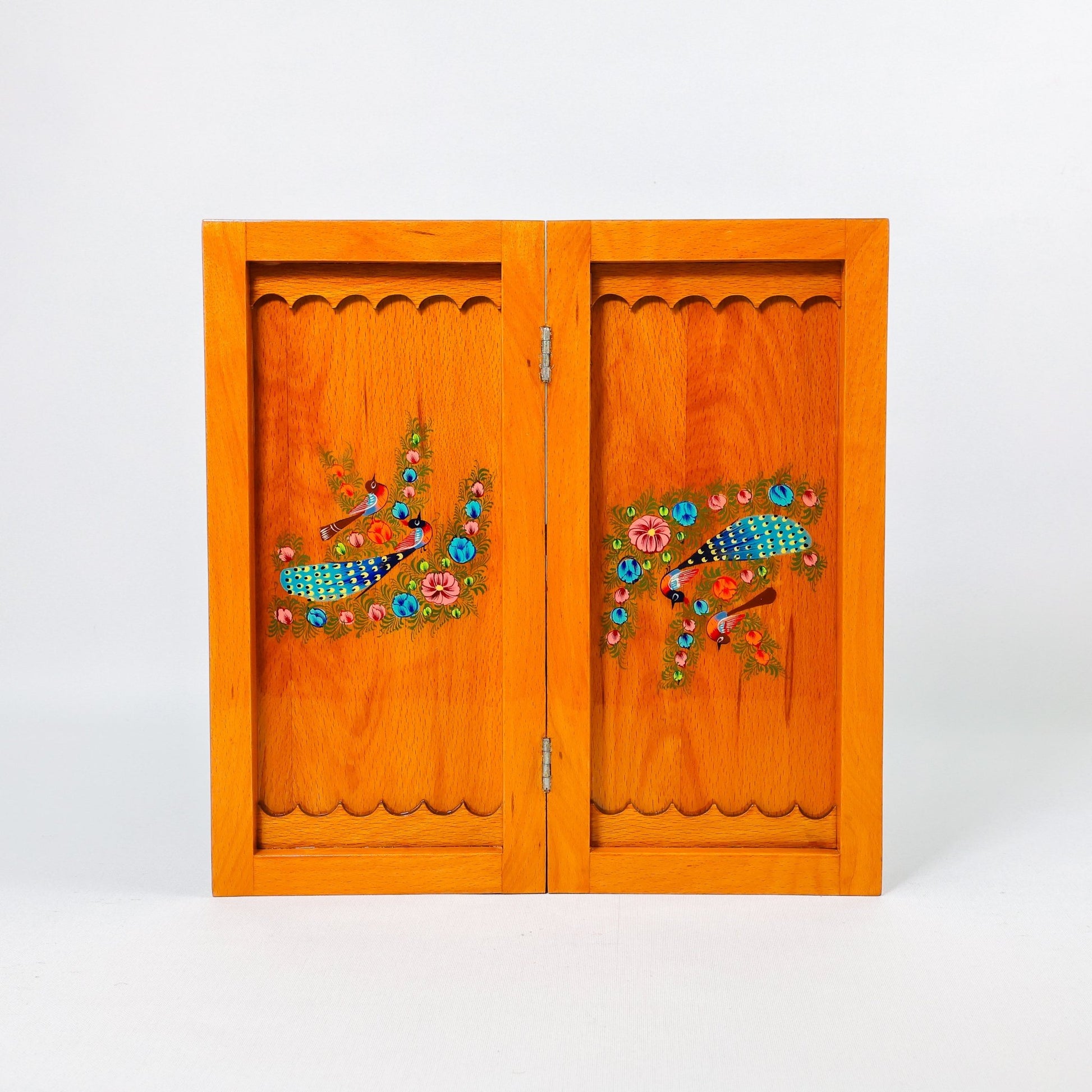 Chess Board - Size 35 - Beechwood Interio 5 - Meraas Gallery